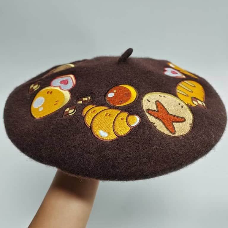 meyocoのインスタグラム：「Bread beret!!!!! 🥐🥖🍞 these are just samples but I’m so in love with it already hhhhh」