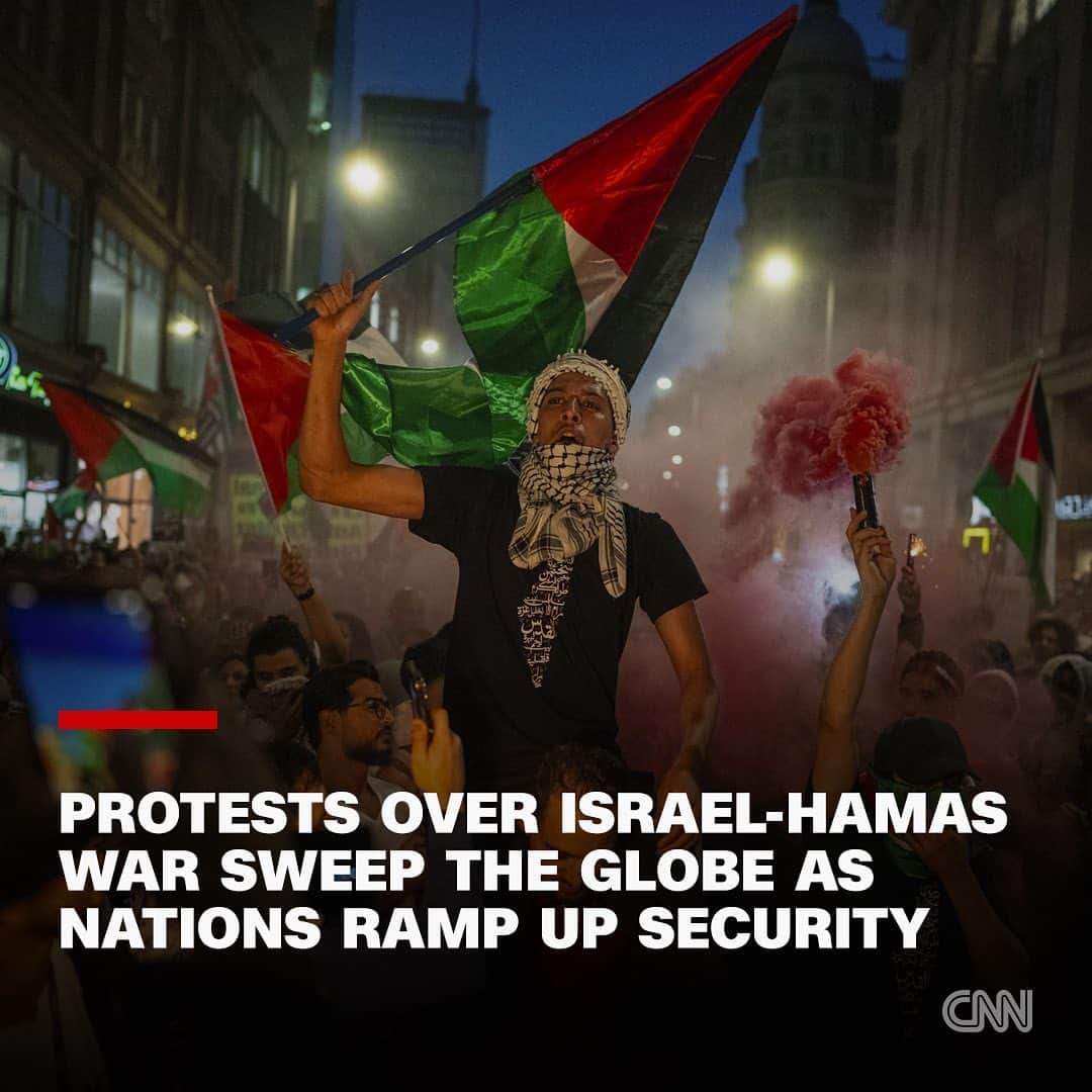 CNNさんのインスタグラム写真 - (CNNInstagram)「Demonstrations, rallies and vigils have been staged around the world after Hamas militants launched a series of brutal attacks on Israel over the weekend, moving the long-running conflict into uncharted and dangerous new territory.  The unprecedented scale and scope of the Hamas attacks has brought many around the world onto the streets. Supporters of both the pro-Israeli and pro-Palestinian movements have gathered outside embassies and government buildings, further focusing the world's attention on the tensions between Israelis and Palestinians that have existed since before Israel's founding in 1948.  Read more at the link in our bio.  📷: Carl Court/Getty Images / Gary Hershorn/Corbis News/Getty Images / Benoit Tessier/Reuters / Peter Nicholls/Getty Images / Dean Lewins/AAP Image/Reuters」10月12日 6時53分 - cnn