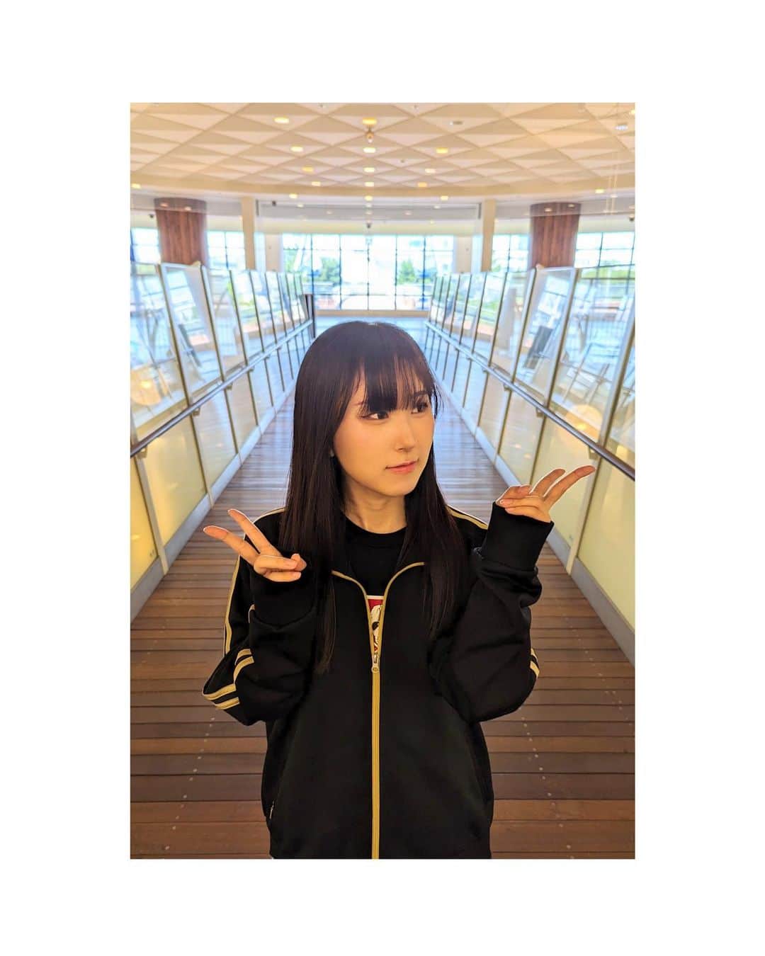 のインスタグラム：「番組の打ち合わせでした❗ 念願の曲を歌うために頑張ります✨」