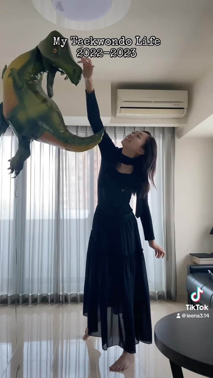 梨衣名のインスタグラム：「30歳から始める趣味 #taekwondo   Next Black Belt!」