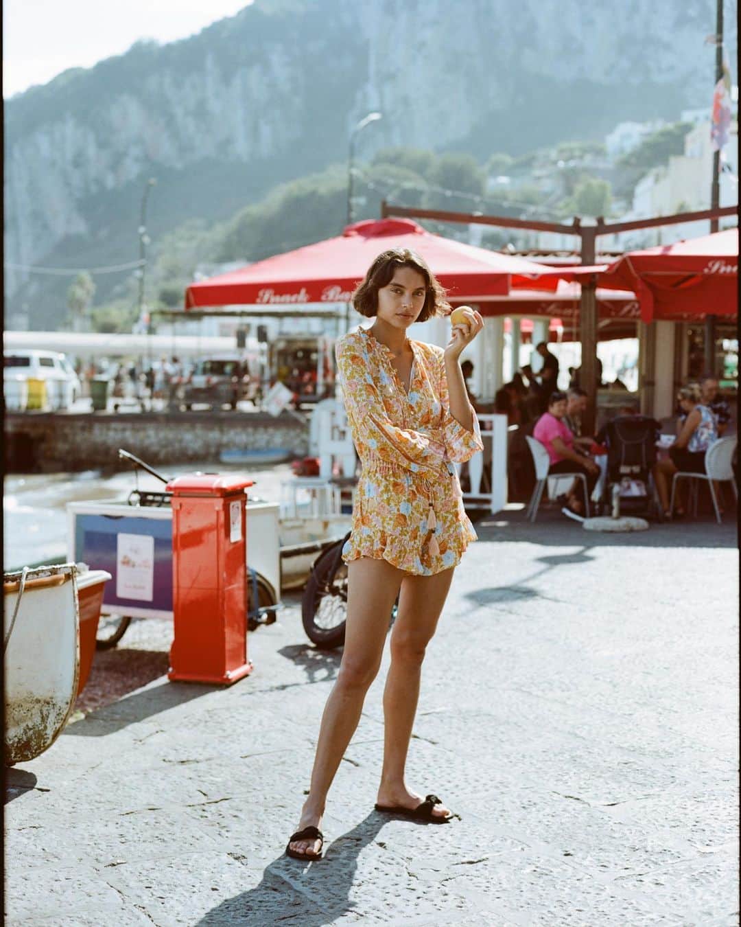 SPELLのインスタグラム：「On the Blog: Capri Colour Palette ~ @sahar_revell by @anetehiie 🍑 shot on the picturesque island of Capri ~ where the ocean sparkles and every step is greeted with another breathtaking view ✨」
