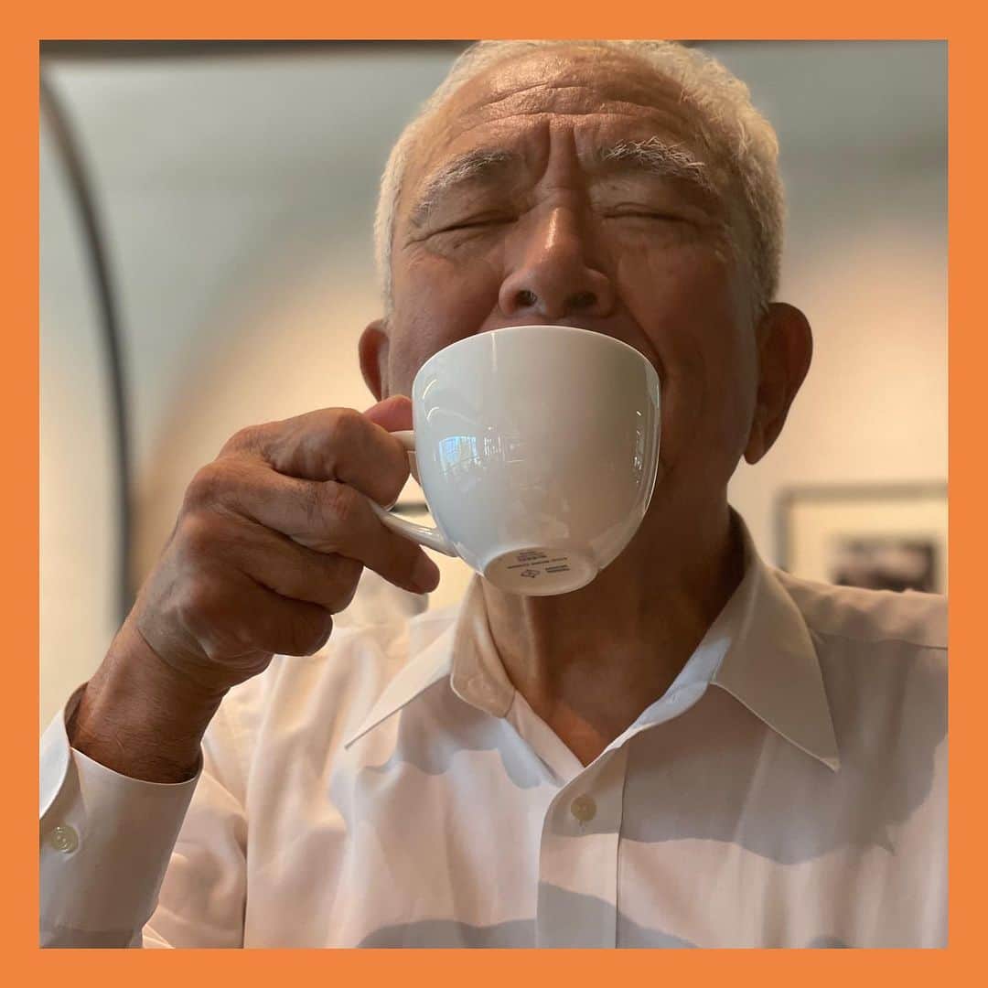 伊藤孝恵さんのインスタグラム写真 - (伊藤孝恵Instagram)「所用で上京した父が、何故か我が家に泊まりにきて、何故か「カフェオーレ」を「カフォーレ」と注文し、何故か飲む時は100%瞳を閉じている。 挙句、何故か今夜も泊まっていこかなぁ、と言い出した朝。 おはようございます。  #上京 #父 #何故か #泊まり #カフェオレ #瞳 #朝 #おはようございます #国民民主党 #参議院議員 #愛知県 #2児の母 #子育て #女の子ママ #伊藤孝恵 #伊藤たかえ」10月12日 8時59分 - itotakae