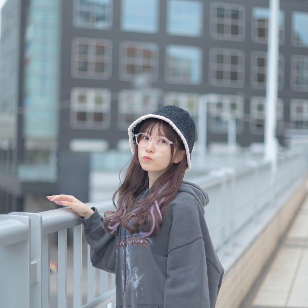 どみちゃんのインスタグラム：「この季節の空気が好き🍁  photo by @phototya」