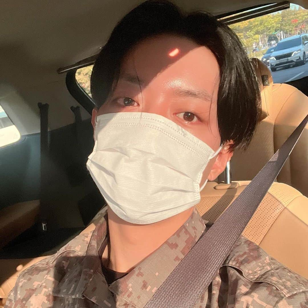 イ・ジョンシンさんのインスタグラム写真 - (イ・ジョンシンInstagram)「K-예비군 ㅋㅋㅋㅋㅋㅋㅋ」10月12日 18時52分 - leejungshin91