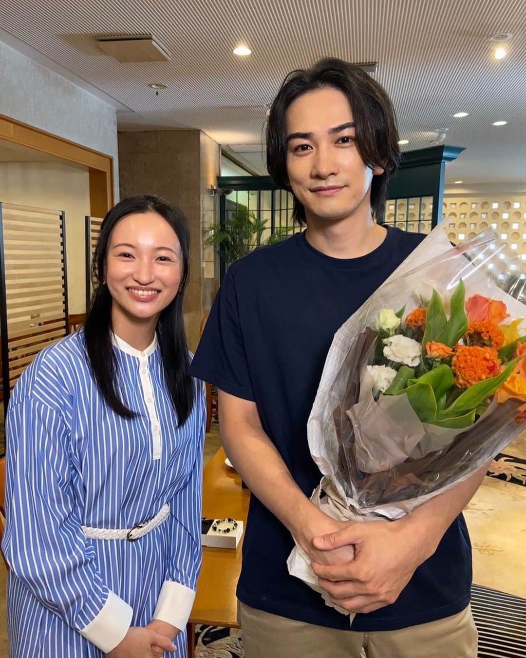 日本テレビ ドラマ「あなたの番です」のインスタグラム：「#町田啓太 さんクランクアップ💐  婚約者の七菜子さん(#華優希)さんと📸 幸せな回想シーンでアップしました😊  #TVer 見逃し配信中！  #ミステリーデイ」