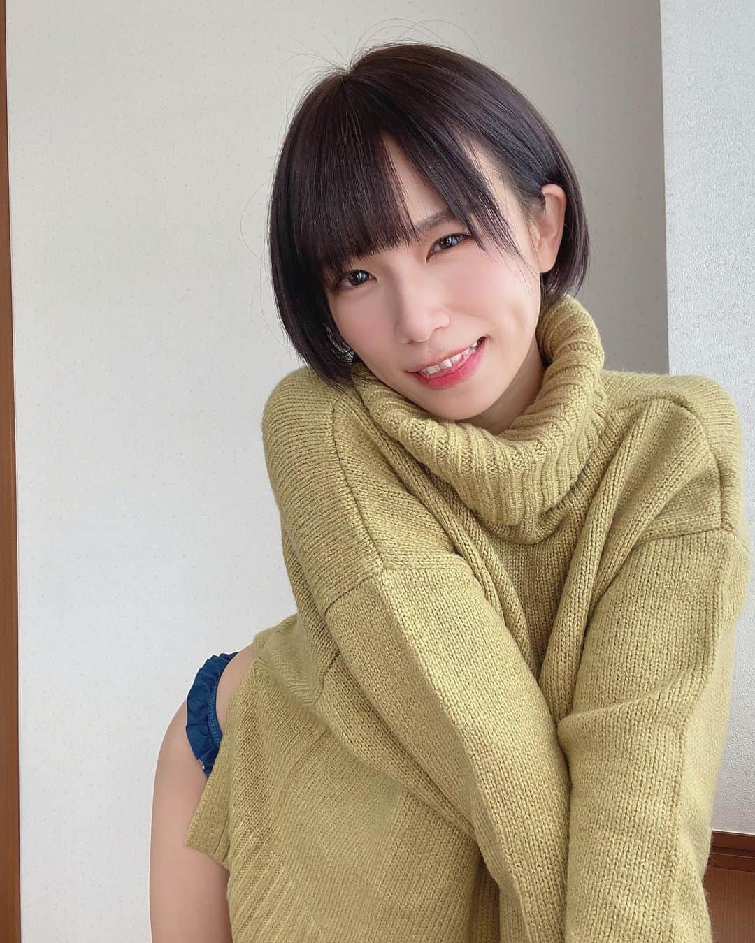 村上りいなさんのインスタグラム写真 - (村上りいなInstagram)「ニット好き。♪  #photo #instagood #followme」10月12日 18時58分 - riina_murakami