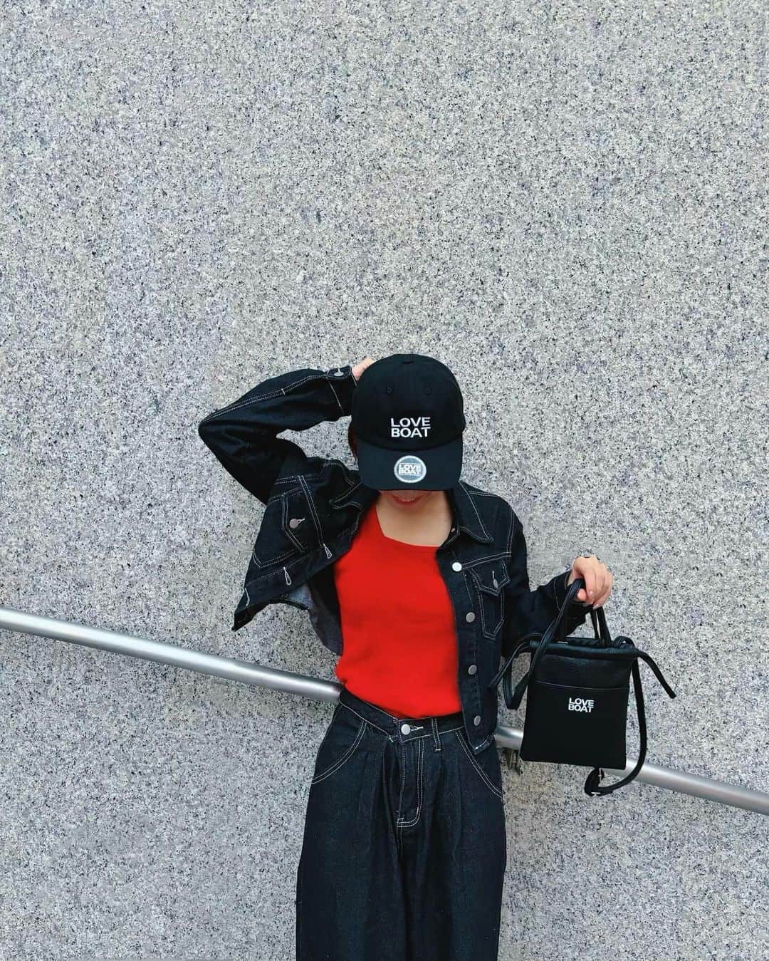 本橋優華さんのインスタグラム写真 - (本橋優華Instagram)「ラブボ世代です🫶 好き。  #loveboat#cap#bag#90s  #ラブボート#キャップ#バッグ#ギャル#セットアップ#ジージャン#ジーパン」10月12日 18時59分 - uk_jp