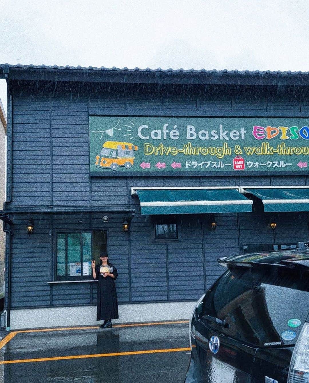 西本早希さんのインスタグラム写真 - (西本早希Instagram)「岐阜で初ウォークスルーに成功して おまけのパン1.5斤をいただいた 喜 モーニング美味しかった」10月12日 19時10分 - saki1022