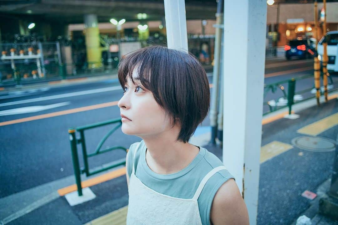 山根愛さんのインスタグラム写真 - (山根愛Instagram)「吉祥寺散歩🚶‍♀️  歳を重ねてから毎日が凄く楽しくて、 前よりも肩の荷が軽くなった気がする。 とりあえず凄くゆっくり布団に包まれて眠りたい。  phot @jumpeiyamada」10月12日 19時08分 - ai.yamane