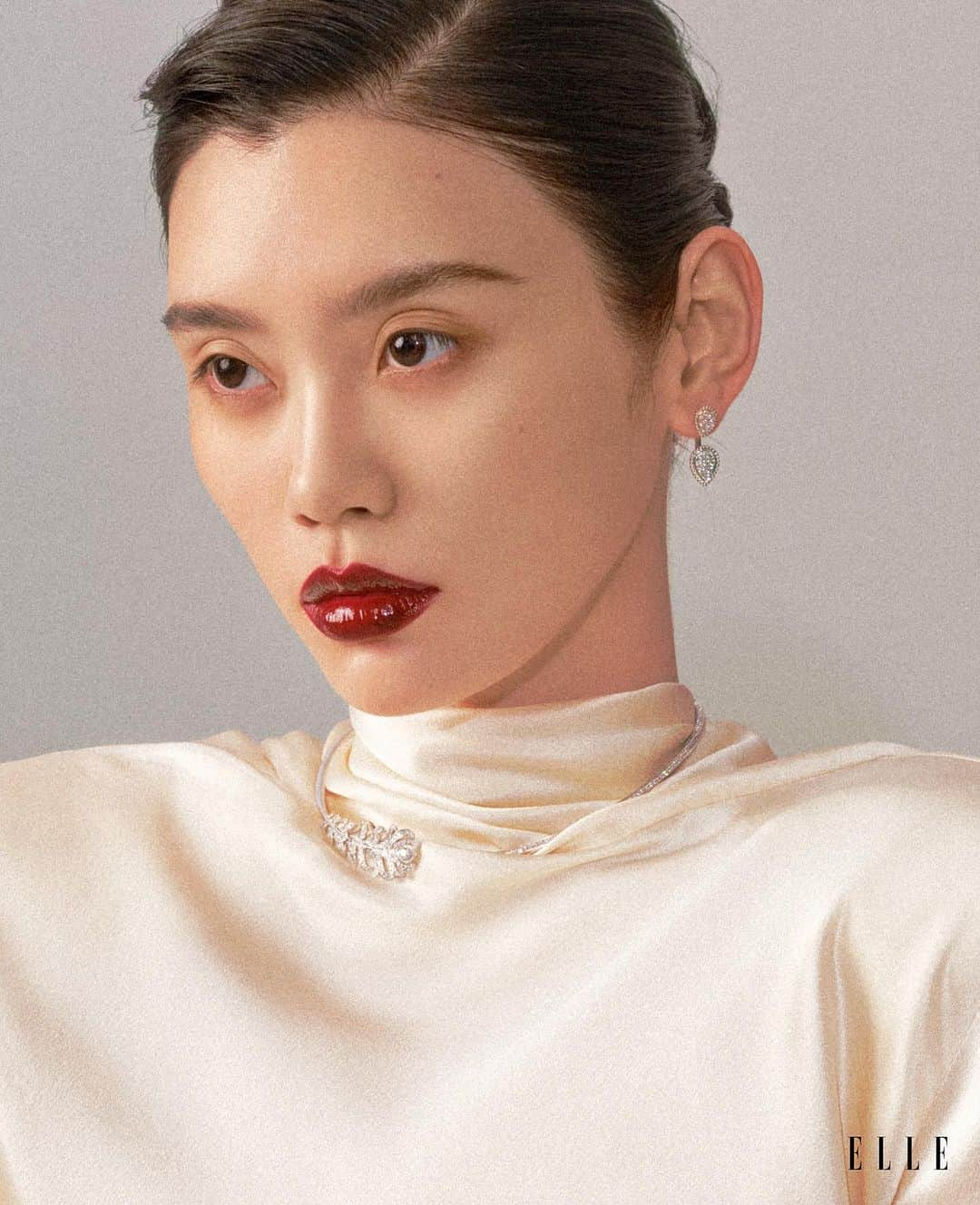 ミン・シーさんのインスタグラム写真 - (ミン・シーInstagram)「Thank you @ellesingapore ✨✨✨ @boucheron @ysl」10月12日 19時58分 - mingxi11