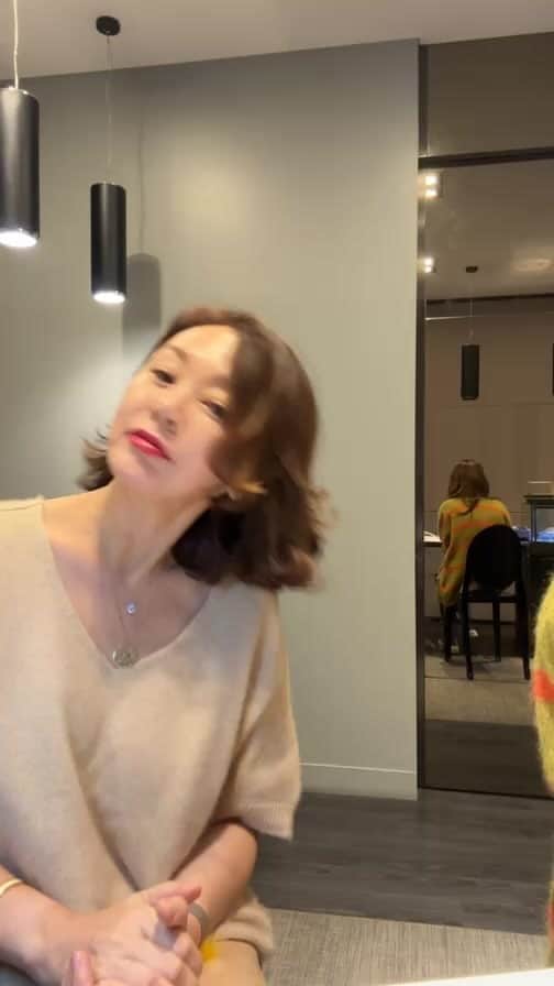 イ・スンヨンのインスタグラム：「4c대표님과 라이브💋」