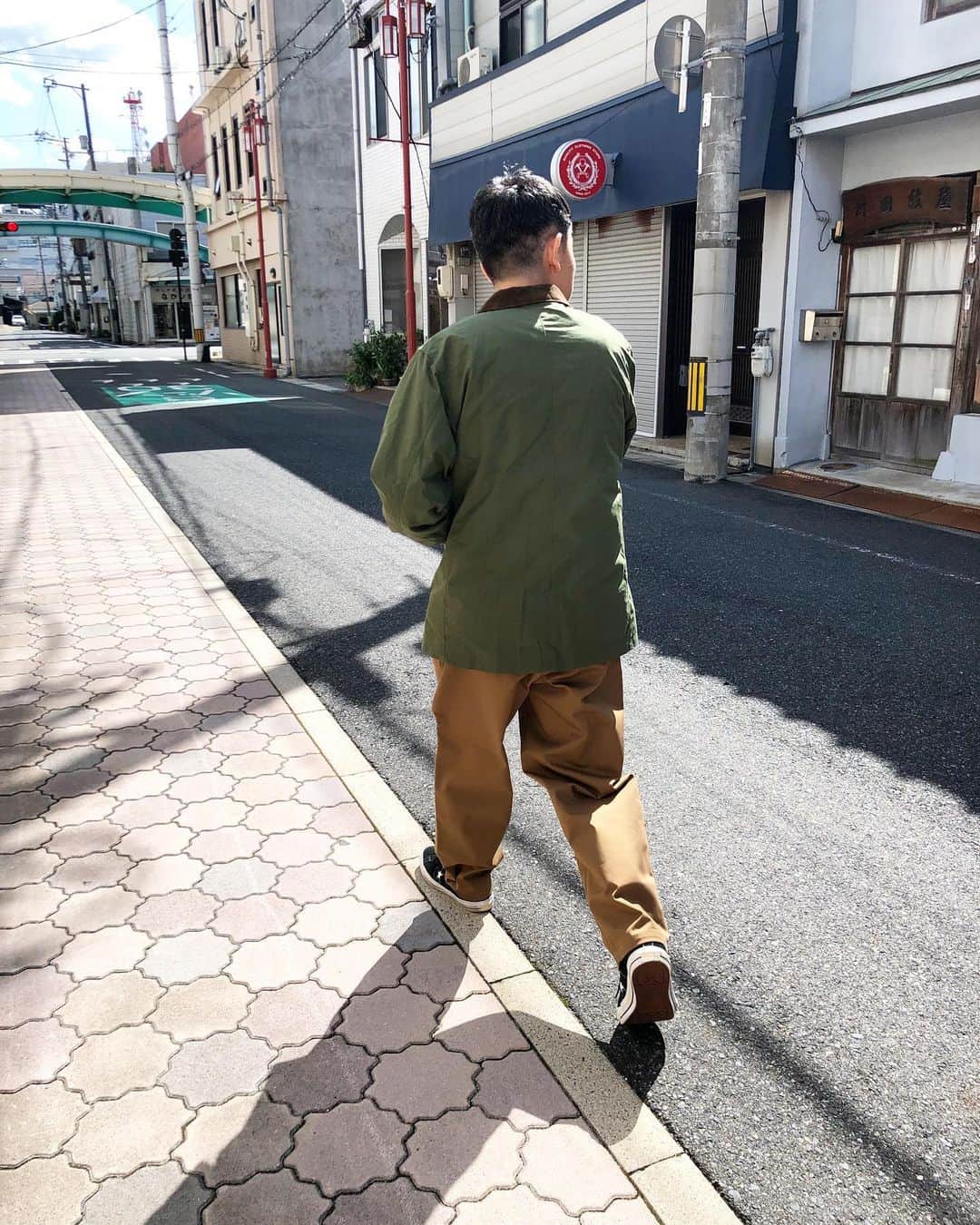 Thenatures Nollyさんのインスタグラム写真 - (Thenatures NollyInstagram)「. DESCENDANT/5th Week Delivery 🐳STICKER SET 🐳SPYHOP 24oz STANDARD MOUTH_HYDRO FLASK 🐳CORP 6PANEL 🐳GAUFRE WAFFLE CREW NECK 🐳HORIZONTAL STRIPE LS 🐳CLINCH SATIN LS SHIRT 🐳DC-3 ORGANIC COTTON TWILL TROUSERS 🐳DUT SATIN TROUSERS 🐳ALE WEATHER JACKET . . . @nollyandthenatures . #tottori #鳥取県 #鳥取市 #川端 . #DESCENDANT #DCDT」10月12日 11時21分 - nollyandthenatures