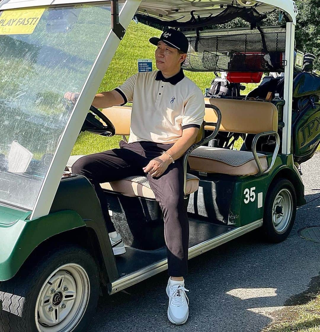 多村仁志さんのインスタグラム写真 - (多村仁志Instagram)「久しぶりのゴルフ⛳️  #ゴルフウェア @eastsidegolfjapan @eastsidegolf #Golf #golfwear #ゴルフ #ゴルフ男子 #ゴルフ楽しい #ゴルフ大好き #ゴルフ好きな人と繋がりたい」10月12日 11時59分 - hit_tamu