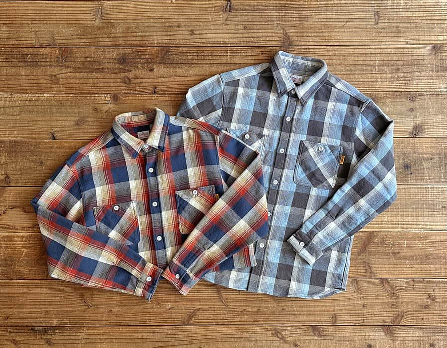 スタンダードカリフォルニアさんのインスタグラム写真 - (スタンダードカリフォルニアInstagram)「Standard California Heavy Flannel Check Shirtが入荷しました。  Standard Californiaのレギュラーアイテムでもあるヘビーオンスのオリジナル生地を使ったフランネルチェックシャツ。 要となるネルチェック生地は、長年着込んで良い雰囲気に退色したシャツの色合いをイメージし製作。まるでヴィンテージのような雰囲気に仕上がりました。  Heavy Flannel Check Shirt has just arrived!!  @standardcalifornia_os  @standardcalifornia_movie   #standardcalifornia  #スタンダードカリフォルニア  #flannelcheckshirt  #flannelshirt  #shirt  #フランネルチェックシャツ  #フランネルシャツ  #ネルシャツ  #internationalshipping  #overseashipping  #worldshopping #worldshoppingjp」10月12日 12時14分 - standardcalifornia