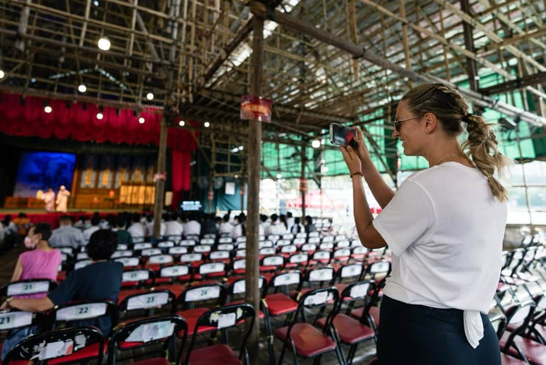 ビクトリア・アザレンカさんのインスタグラム写真 - (ビクトリア・アザレンカInstagram)「Hong Kong 23’ Very unfortunate that my stay at the tournament @hongkong_tennisopen was cut short by an injury during the match :(  However I really enjoyed my stay and the city and many activities that I was able to do here in Hong Kong!  Amazing hospitality, with such generous and kind people and enthusiastic fans.  I wish to come back to play here again hopefully next year!  Thank you 🇭🇰  ❤️」10月12日 13時15分 - vichka35