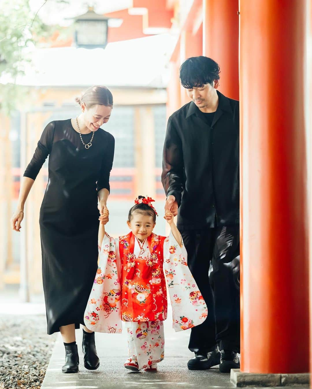 漆川由佳さんのインスタグラム写真 - (漆川由佳Instagram)「日枝神社で七五三⛩️✨」10月12日 14時20分 - shitsukawayuka