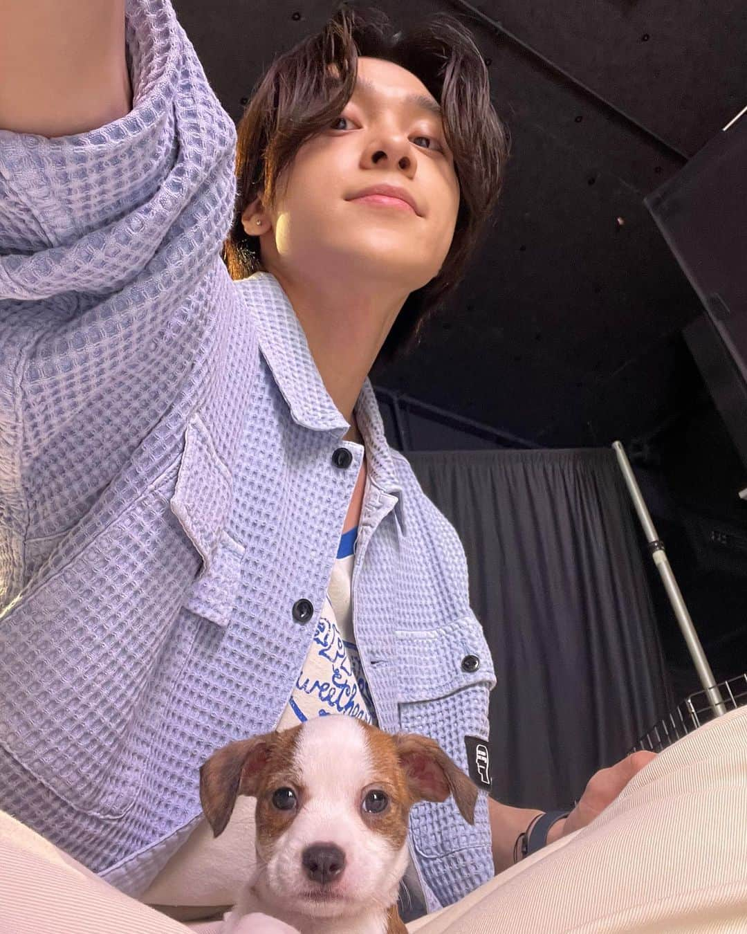 ヘンドリー（HENDERY）さんのインスタグラム写真 - (ヘンドリー（HENDERY）Instagram)「Puppy~」10月12日 14時34分 - i_m_hendery