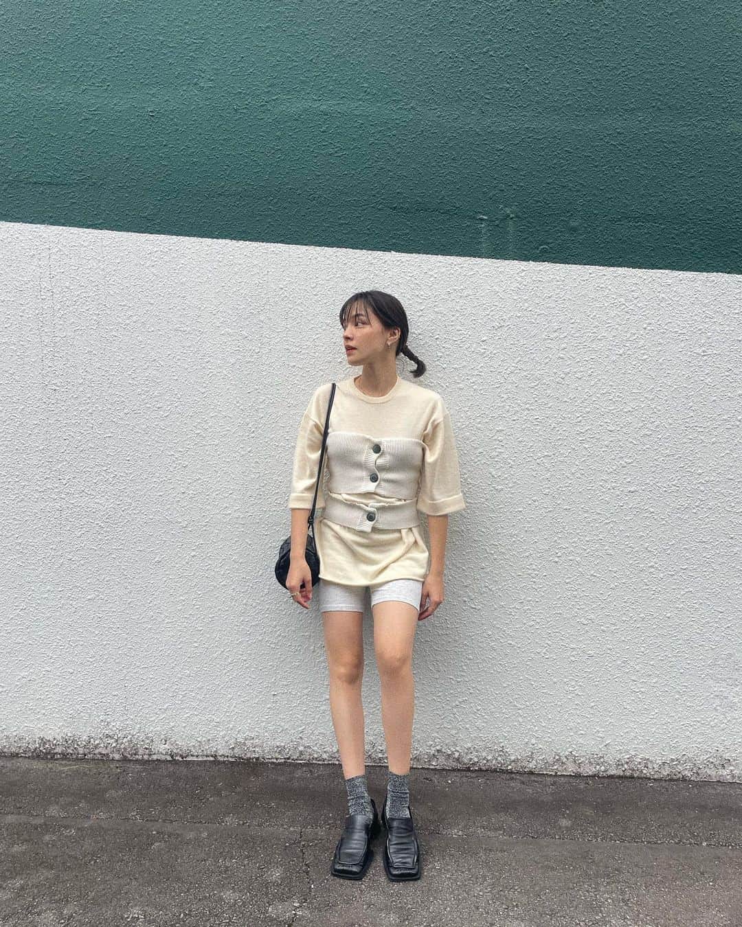 ステファニーのインスタグラム：「🍨☁️🦙 涼しくなってきたので、 大好きなニットたちが登場してきた。  #love #fashion #ouftit #knit」