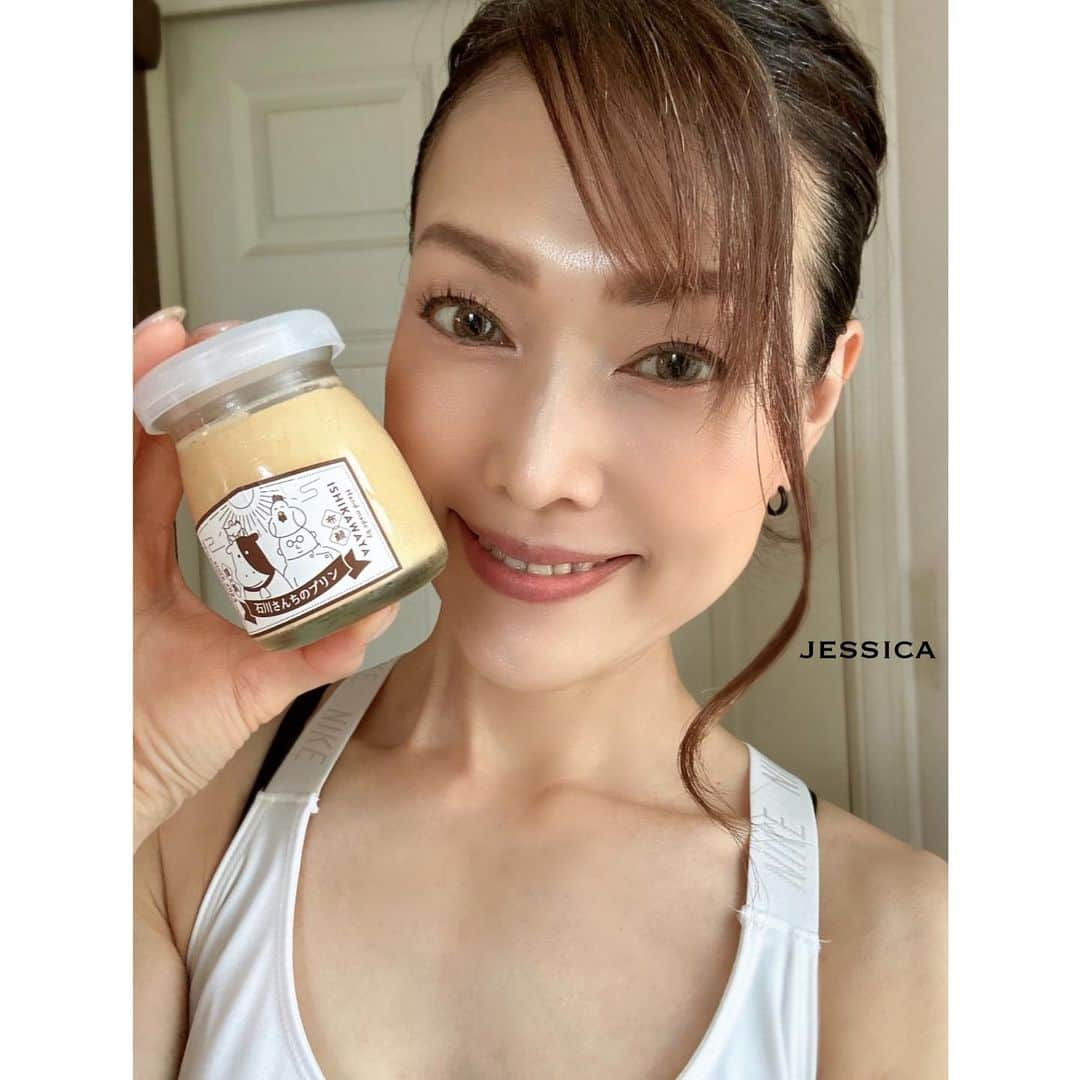 jessicaのインスタグラム：「＊ #販売業#小売業#自まつげ#プリン ＊ ＊ #石川さんの新作スイーツ ＊ ＊ 筋トレ後の楽しみ❤️ ＊ 他にも美味しいスイーツを 拘りを持ち 心を込めて作っていらっしゃいます✨ #石川屋 @hiroyuki0826  #NIKE ＊ ＊ #年の功#大人のゆとり#大人女子 #ワークアウト#47年式#50歳#筋トレ50 #私は私#アラフィフ50 #歳を重ねた魅力 ＊ ＊ ＊ Thanks always‼︎ jessica」