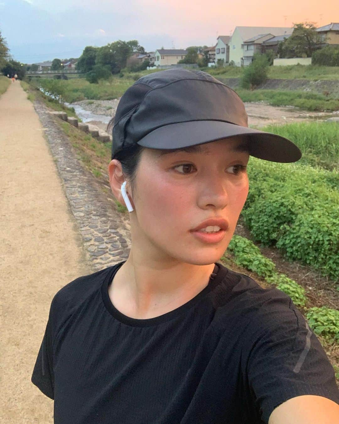 一ノ瀬メイのインスタグラム：「run, work, eat, sleep 🔁」