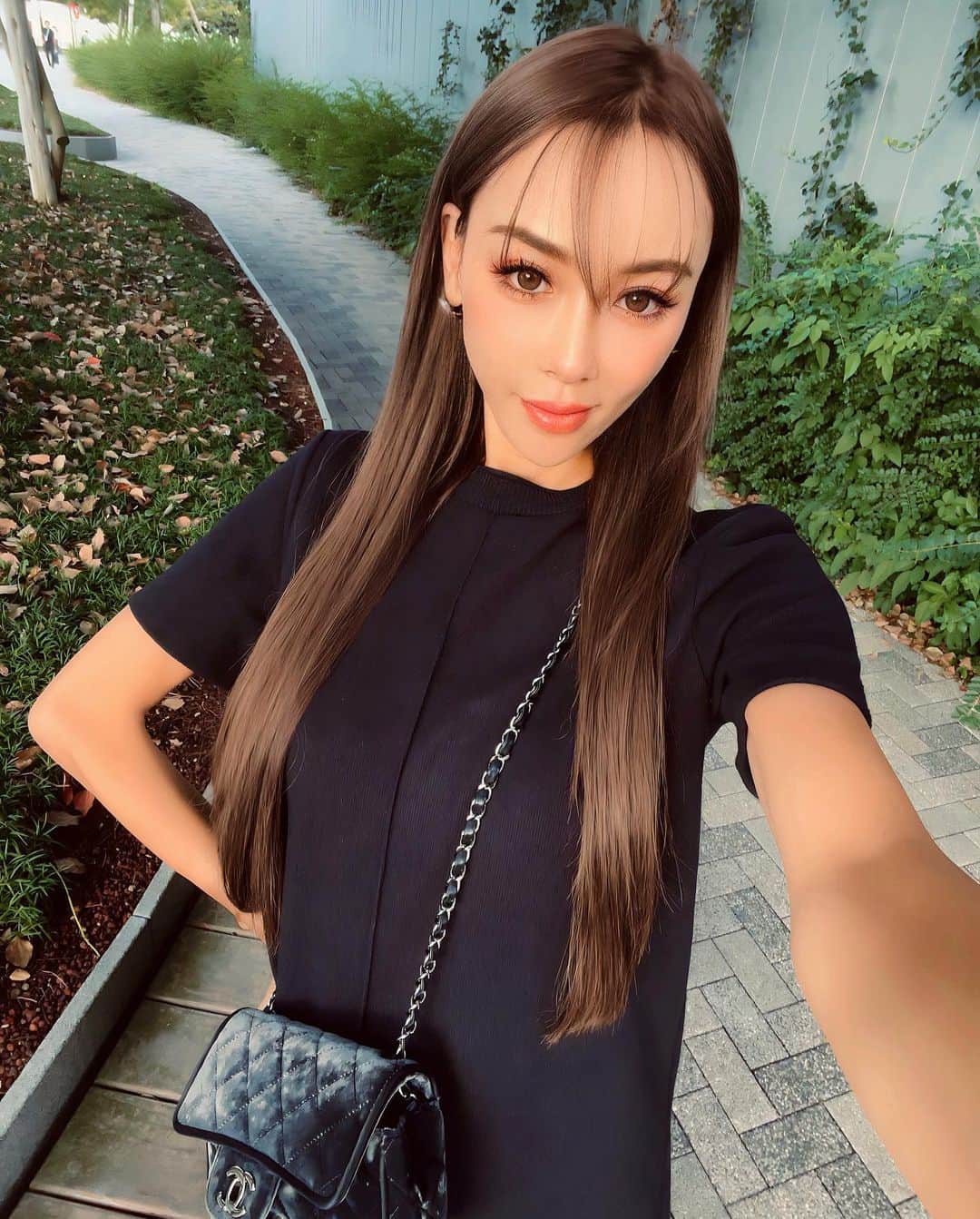 GENKINGのインスタグラム：「Everyone complimented the new haircolor!! which makes me happy❤️ 髪型好評で嬉しい😚✨」