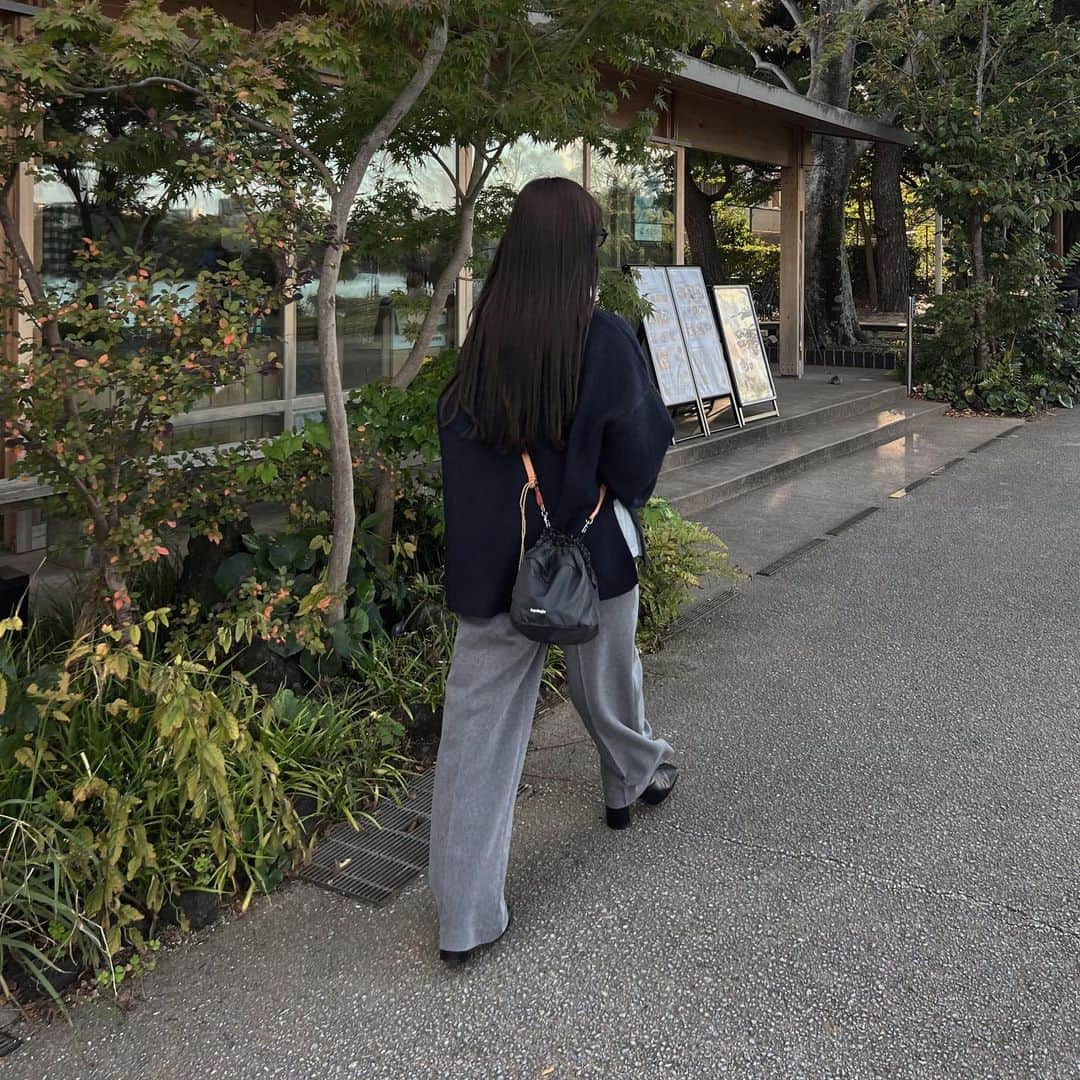 ぐでみなみのインスタグラム：「昨日のコーデ😶‍🌫️ 　  #pr #大濠公園  #fyp  #naturalbeautybasic #ナチュラルビューティーベーシック」