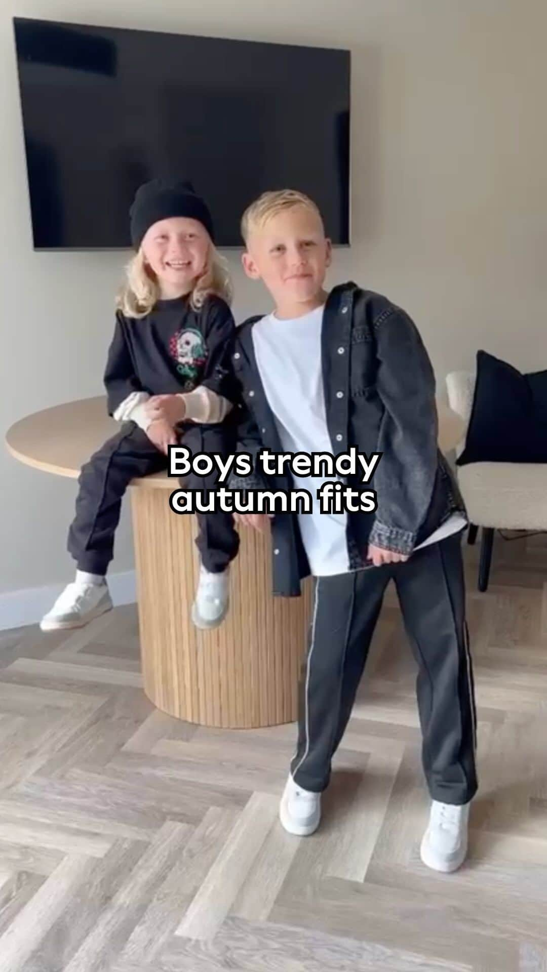 Nextのインスタグラム：「We’re only taking our style advice from @lauren__pack ‘s little ones from now on 🥰 #nextkids」