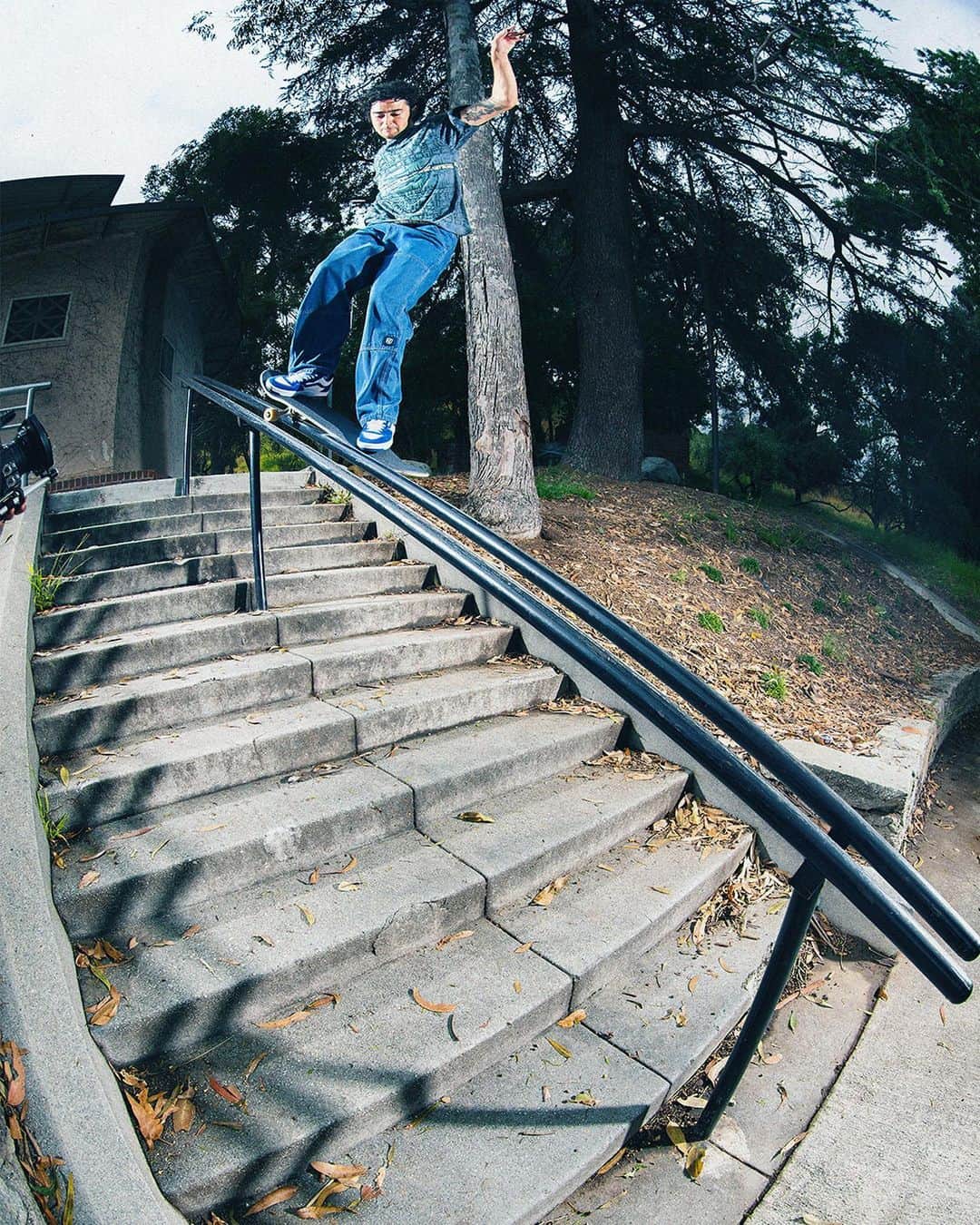 のインスタグラム：「All new, and in blue. VANSの最新スケートテックが搭載された@rowan.zorilla のシグネチャーシューズ第2弾「ROWAN 2」が近日発売。」
