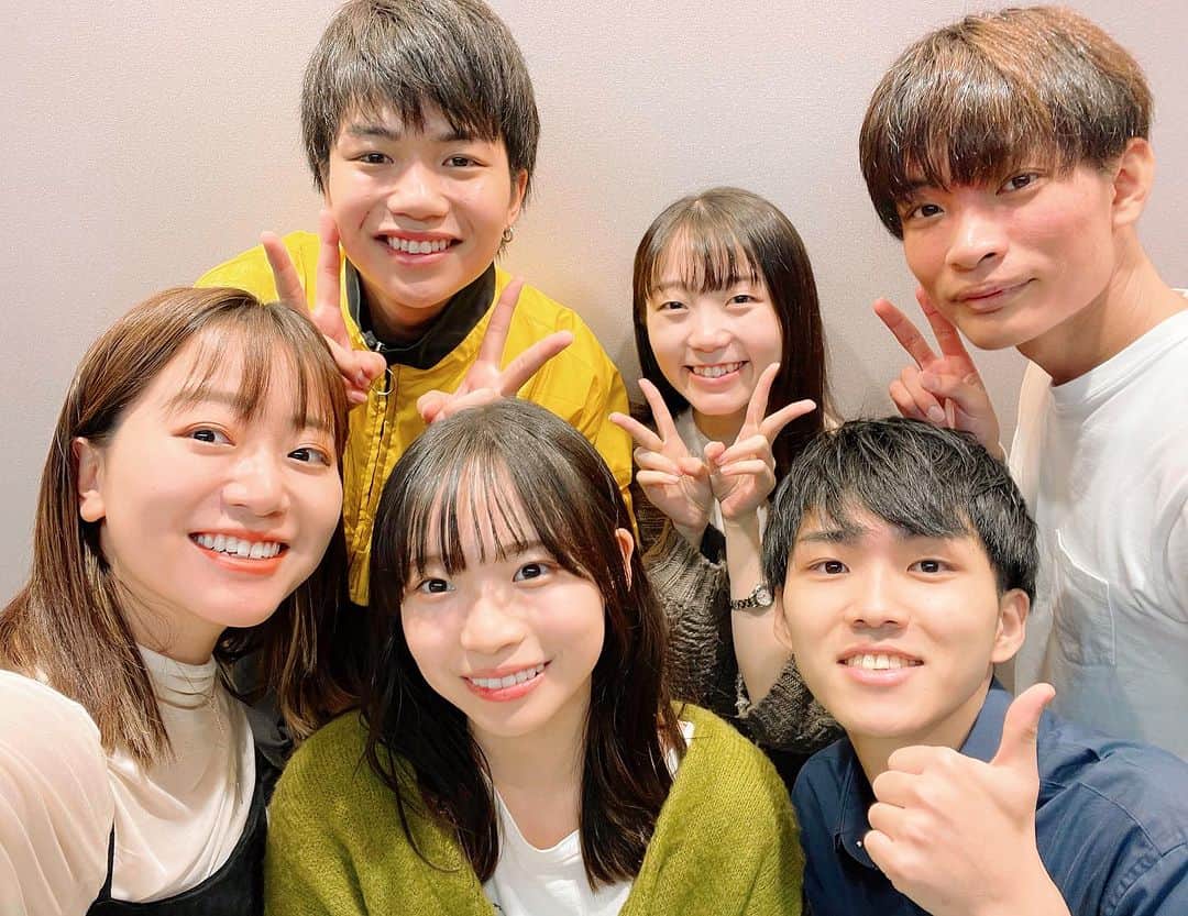 のインスタグラム：「大好きな燕子花のみんな🤲  アカスピ関東最終、JAM本選出場おめでとう、、！！！ バラジャズ優勝（まだ選出前笑）して全国大会に進んでほしいなぁ〜〜 正統派のバラードバンドということもあり、勝手に私の学生時代と重ねて、おばさんは自分のこと様にそわそわしております😎  ※アカペラーのみんなへ アカペラバンクリは是非お気軽にご連絡お待ちしております。絶対に有意義なお時間にすること保証します、、、  ではまたごきげんよ〜」