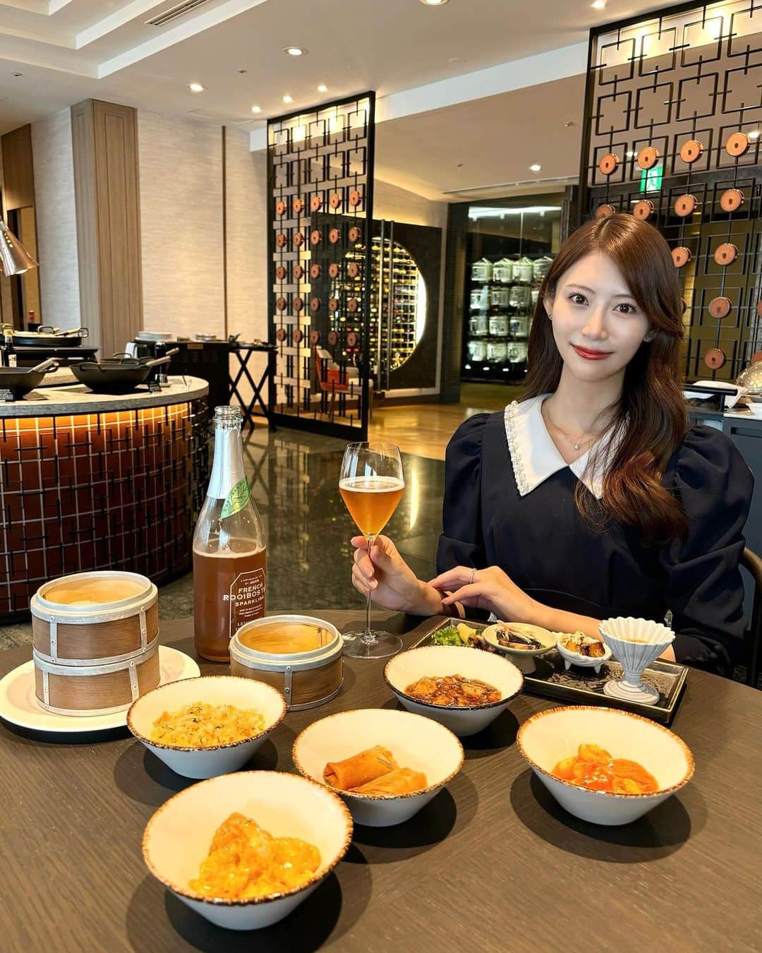 後藤理沙子さんのインスタグラム写真 - (後藤理沙子Instagram)「ヒルトン名古屋の中にある中国料理「王朝」のランチビュッフェに招待していただきました💗 とっても美味しいお料理で種類も豊富で幸せな時間を過ごせました☺️ 中国料理のビュッフェって珍しいですよね！食べたことのないものもあって凄く新鮮でした🤍🤍 * #PR #ヒルトン名古屋 #中国料理王朝 #ランチビュッフェ #名古屋 #名古屋ランチ #栄ランチ #伏見」10月12日 17時22分 - risako_goto