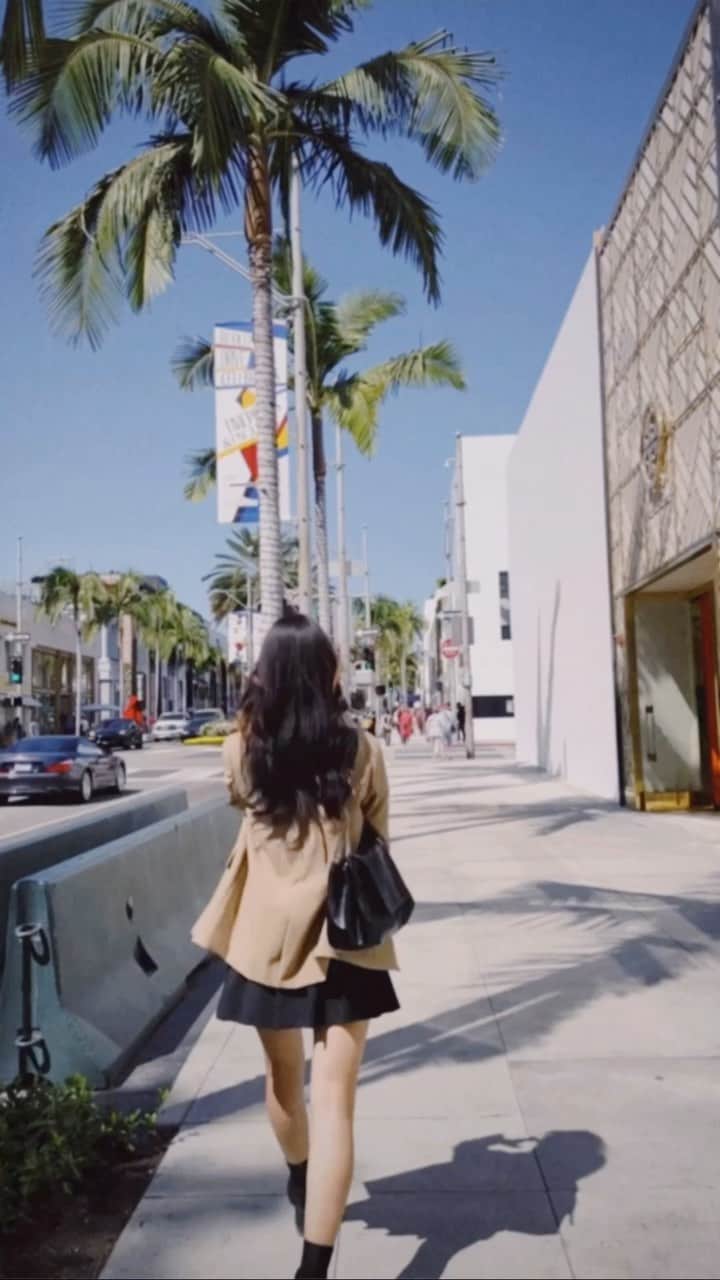 葉月蓮のインスタグラム：「I’m in LA, Rodeo Drive」