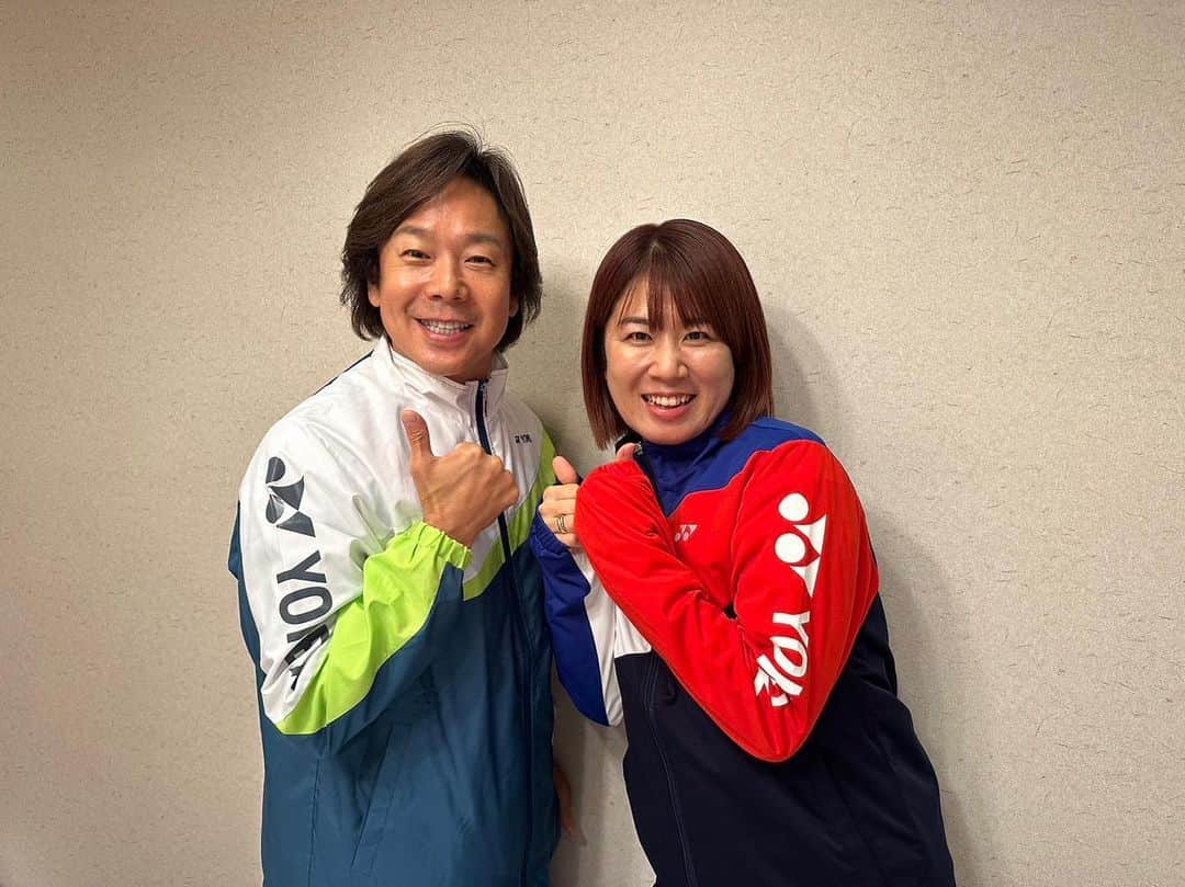 藤井瑞希さんのインスタグラム写真 - (藤井瑞希Instagram)「・ ・ Team YONEX😊✨ ・ 弘道お兄さんのジャージお借りしての一枚‼️‼️ ・ ヨネックス仲間だという事実を知って、テンションあがりました😆 ・ ・ #弘道お兄さん #ヨネックス #yonex」10月12日 18時08分 - bdmntnfujiimizuki