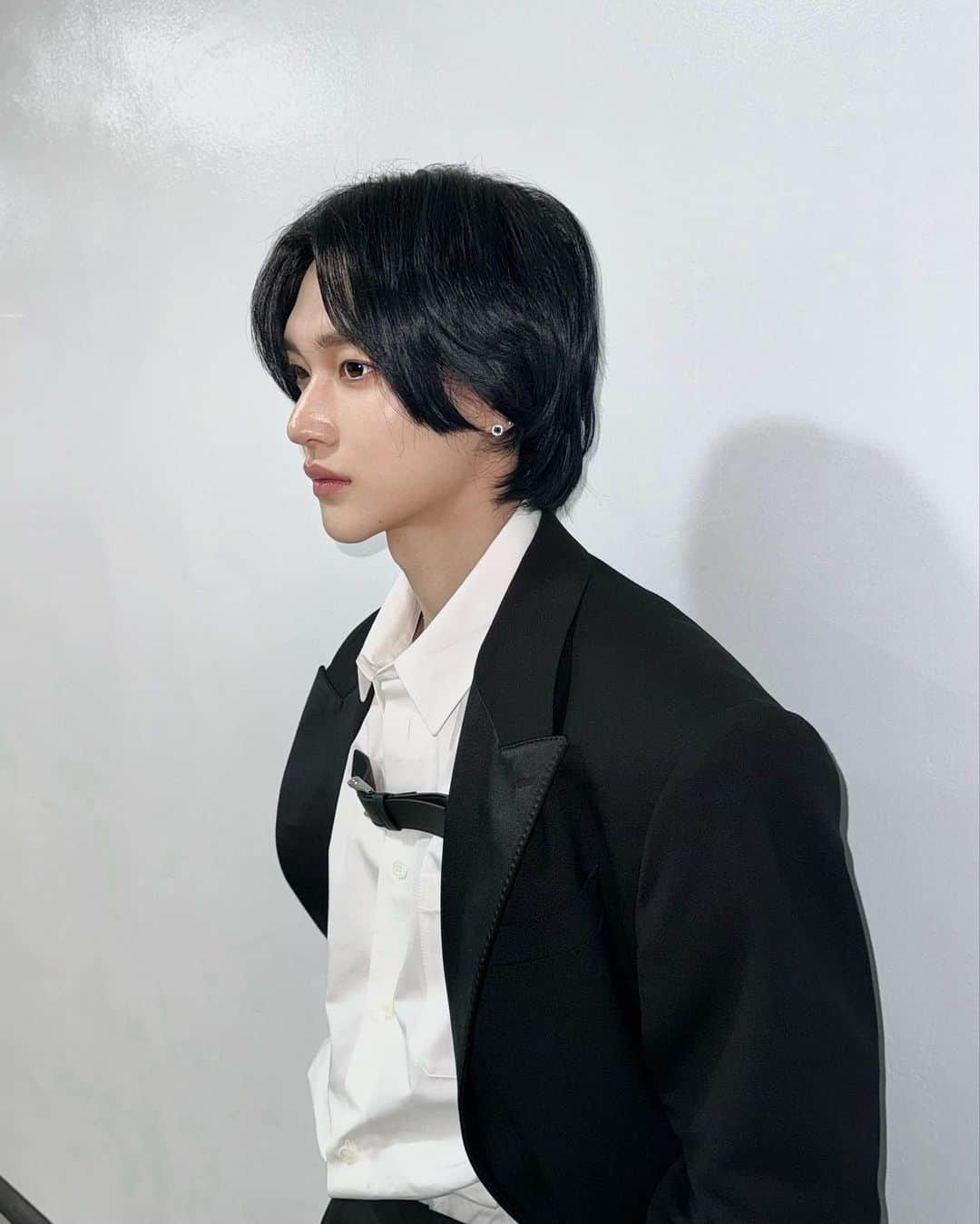 RIIZEさんのインスタグラム写真 - (RIIZEInstagram)「black suits for #2023TMA   #RIIZE #라이즈 #RISEandREALIZE #TMA #더팩트뮤직어워즈」10月12日 18時07分 - riize_official