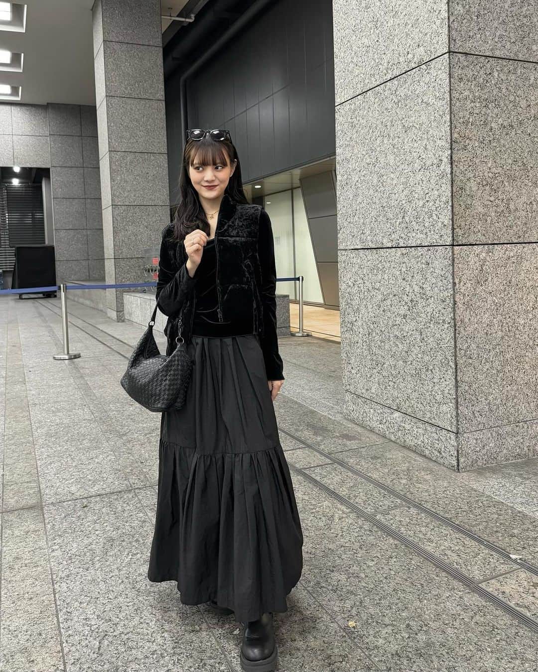 木村なつみのインスタグラム：「ベロアのベストをゲット！👸🏻 かわいい」