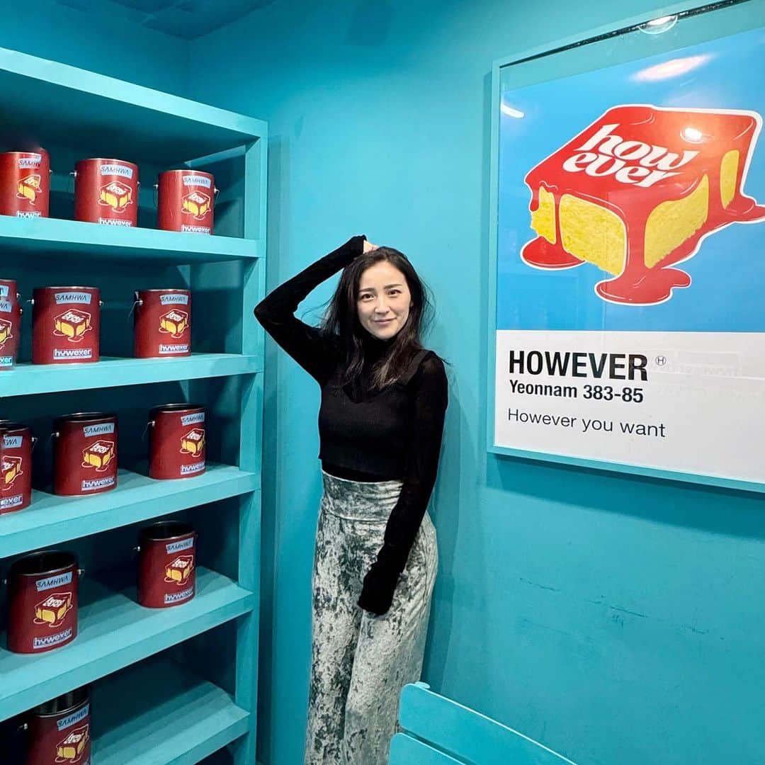 来栖あつこさんのインスタグラム写真 - (来栖あつこInstagram)「🍰🍰🍰  韓国旅は、カフェ活が忙しい✨ YouTube、そのうちUPするから 少々お待ちを！  マリナ氏から聞いたリアルな情報 によると、今は、聖水でも狎鴎亭 でもなく、ヨンナムがホットスポット らしいぞ！  #韓国　#Seoul #韓国旅行　 #推し活の旅 #カフェ活　 #ヨンナム　#パンケーキ　 #カステラ　 #atsukokurusu #来栖あつこ #アヒル口」10月12日 18時31分 - atsukokurusu