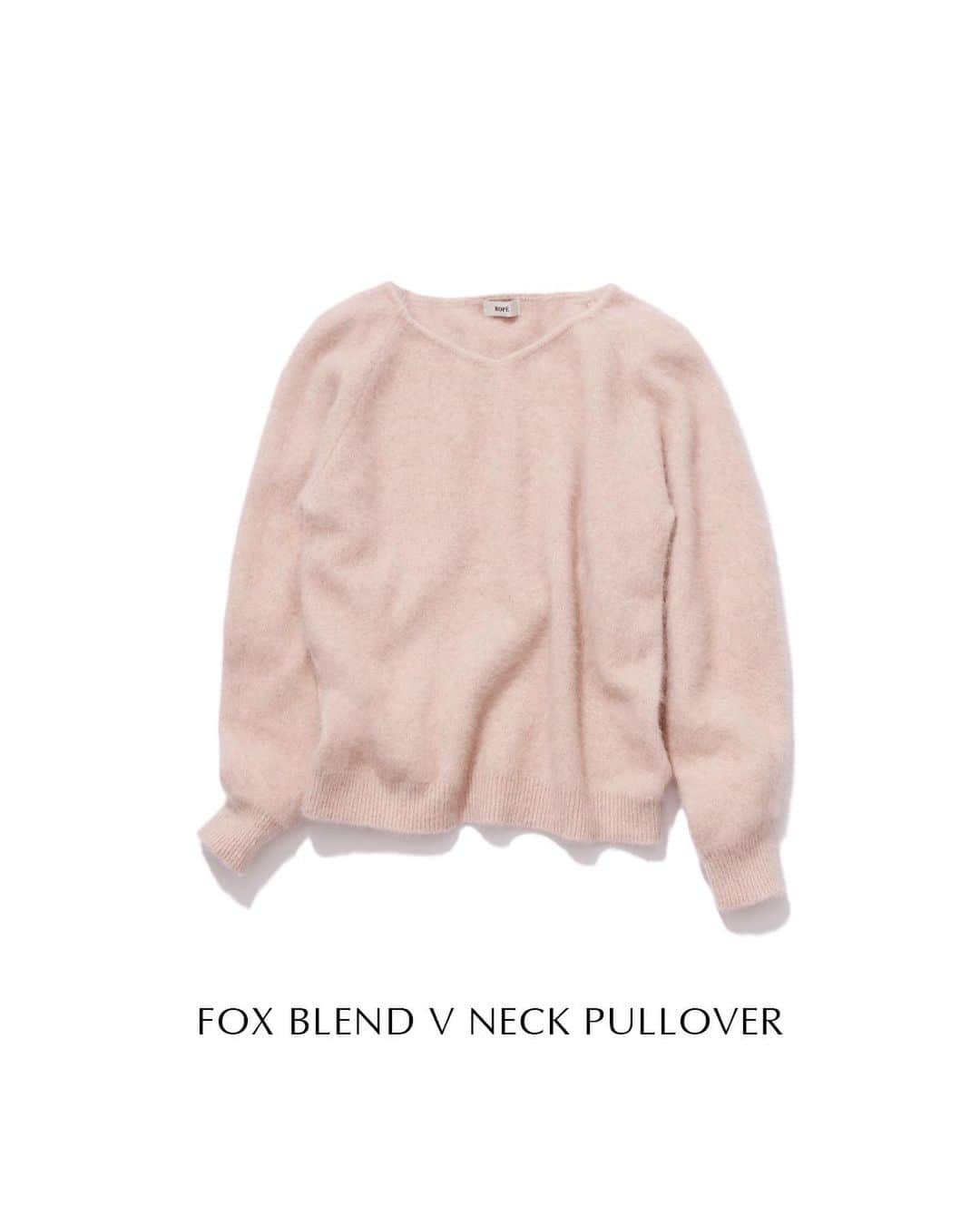 ロペのインスタグラム：「【KNIT COLLECTION 2023 WINTER】 ⁡ ROPÉ(ロペ)では2023年冬の主役ニットが揃います。 ⁡ 定番シンプルベーシックで使いたいニットから、 毛足の長い主役ニットまで豊富にラインアップ。 冬が待ち遠しくなる、お気に入りの1枚を見つけて。 ⁡ ▶ITEM ⁡ #GGM33350 フォックスウールVネックプルニット ¥19,800 (税込) ⁡ J'aDoRe JUN ONLINEでご購入いただけます。 ⁡ ⁡ ⁡ @rope_jp @jadorejunonline  #ニット #セーター #vネック  #カーディガン #冬コーデ #冬カラー #ロペ #ROPÉ #ropejp」