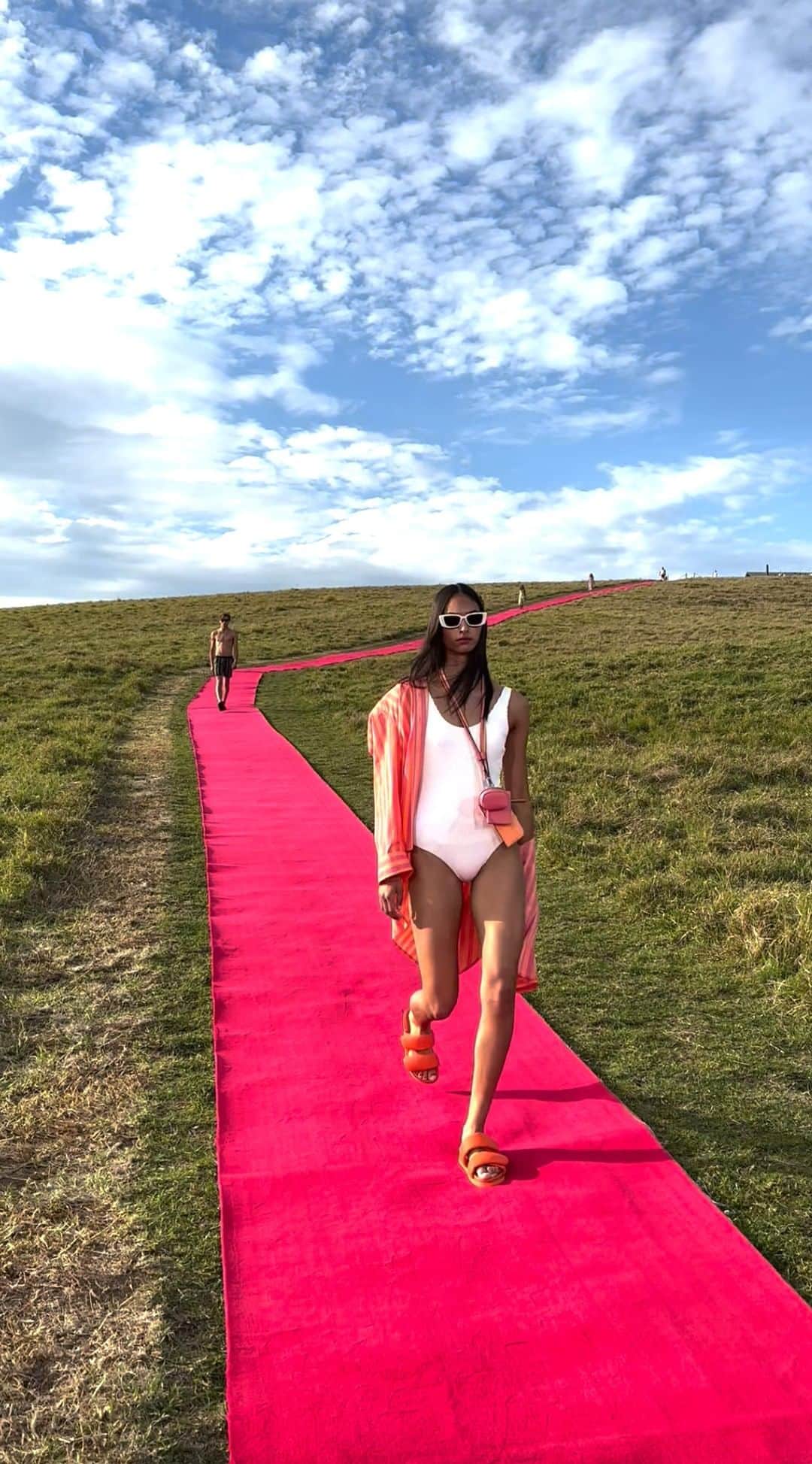 Target Australiaのインスタグラム：「@llaurenstevenson on the SS23 Runway in the Crinkle Cut One Piece, Lily Loves Oversized Shirt and Tab Strap Flat Sandals 🧡😎  Available in store and online.  🔎 The runway edit or product names to shop」