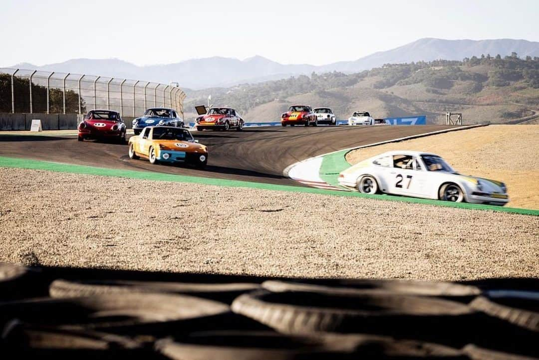 ポール・ケーシーさんのインスタグラム写真 - (ポール・ケーシーInstagram)「An amazing weekend with these great people combining my two passions. #tbt #Repost @porsche_newsroom ・・・ What do you get if you combine golf and motor racing? A dream come true at #RR7.   Thirty-three thrilled customers took part in the spectacular Porsche Golf Circle event at Pebble Beach and Rennsport Reunion. Spanning five days, it combined the world-famous Pebble Beach Golf Links and Spyglass Hill Golf Course at Pebble Beach Resorts with the largest ever gathering of racing icons and Porsche enthusiasts. Golf star and Porsche Brand Ambassador @paul_caseygolf also played a part in the world-class experience: the former world No. 3 took on members in a Beat the Pro Contest in a closest-to-the-pin competition.  Visit the link in our bio to find out more.」10月13日 4時49分 - paul_caseygolf