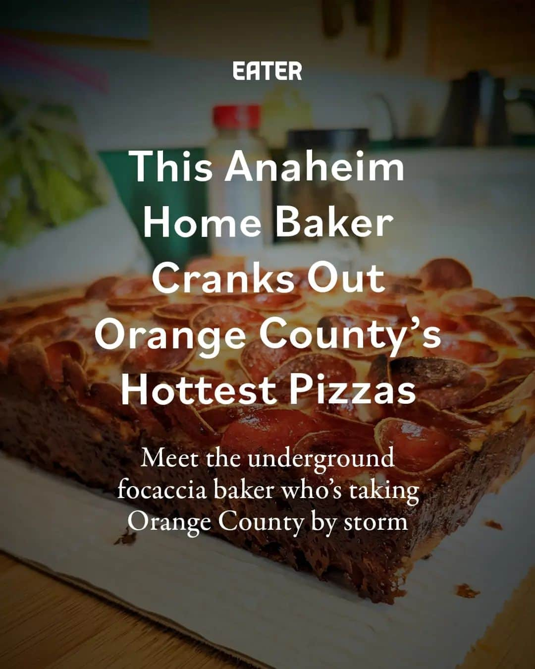 Eater LAのインスタグラム：「“This is my fourth oven,” says Derek Bracho, the owner and bread baker behind Focaccia Boi (@focacciaboi), one of Orange County’s hottest underground spots. Standing in the kitchen of his Anaheim home, where he’s run the Instagram pop-up for the past four years, it’s easy to see why Bracho is averaging one new oven every year. Bread has completely taken over his personal, culinary workspace.   “I had regulars that would buy the bread and then turn that bread into pizza, so I thought, ‘Why not?’” he says. After months of selling focaccia as a standalone product, Bracho jumped into offering pizzas as well.  Most of the time his limited-inventory, preorder drops sell out fast, in well under an hour, creating a frenzy of fans signing up for a single taste. The online ordering system that Bracho set up exclusively through Instagram is divided into about 20- to 30-minute time slots for pickup outside his house in Anaheim, allowing him to turn out dozens of pizzas on schedule to customers. Prep, bake, box, hand to customer, repeat.  To read about the hottest pizza pickup spot in Orange County, click on the link in bio. Report by Sean Vukan (@seaneatsanddrinks).」