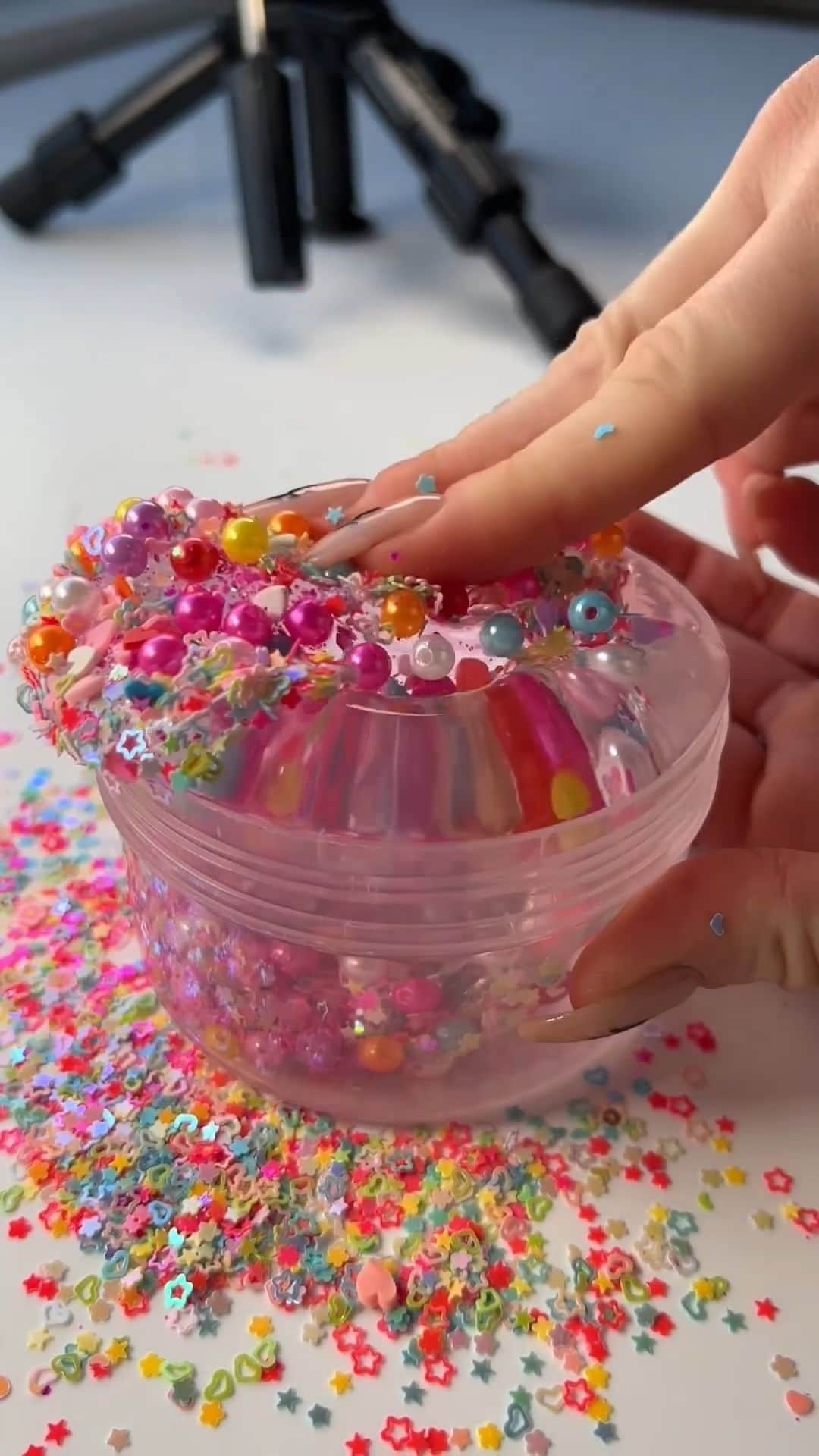 SHEINのインスタグラム：「SOUND ON 🔊🎶 It's slime time to shine with @mushyslime's glam goo ASMR 🫠✨ What would you name this creation? 👇   #SHEINinspo」