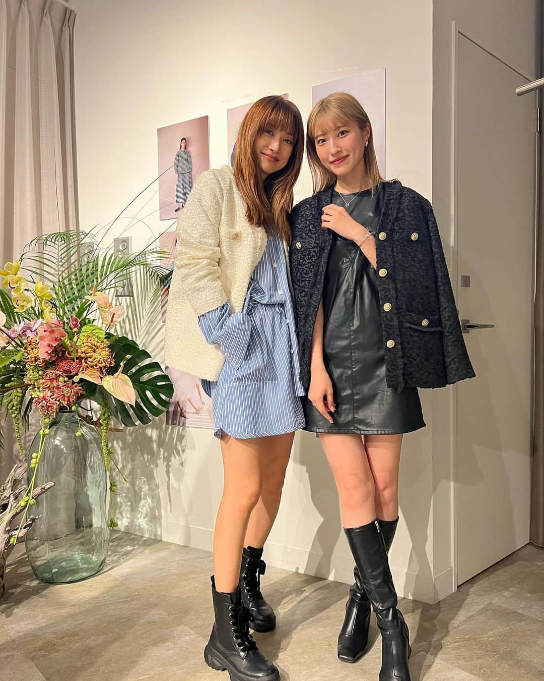 小山莉奈さんのインスタグラム写真 - (小山莉奈Instagram)「🎀✨✨✨ @coel.official 展示会にて、  @youn1029 さんと🥲✨✨✨ とても優しくて美しいヨンアさんに癒され、幸せな時間でした🥹🫶🏻 얼굴이 긴장되고 있어 ㅎㅎㅎ 넘 행복해 ㅠㅠ🙏❣️❣️❣️ . #coel #오오티디 #데일리 #데일리그램 #데일리코디 #오오티디룩」10月12日 20時43分 - koyama_rina