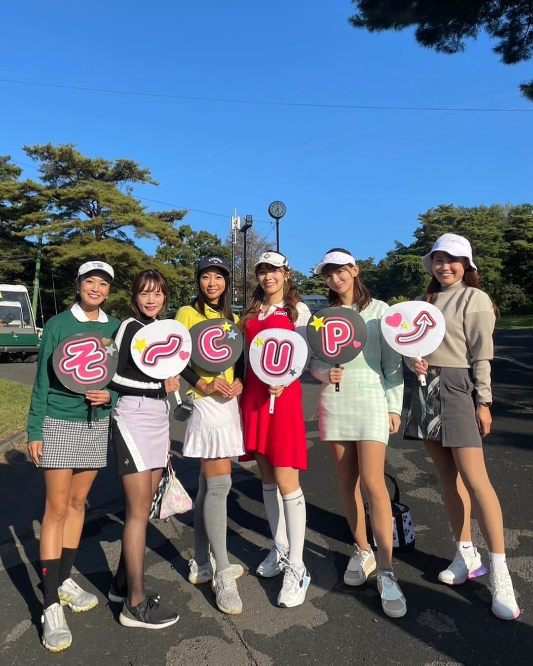 中谷あすみさんのインスタグラム写真 - (中谷あすみInstagram)「今日は草加市のコンペに参加⛳️  @chisakofuruta と行ってきたよ💓 なにげに同組は初めてでした🙌  表彰式では草加市で皆でしゃぶしゃぶとすき焼きをお腹いっぱい食べたよー☺️  他にもお友達いっぱいで楽しかった(^^)  wear @minuere_golf   #ゴルフ女子 #ゴルフコンペ #ゴルフウェア #ミヌエール #ゴルフ女子コーデ #minuere #草加市 #あすみゴルフ」10月12日 21時03分 - asumi_naa