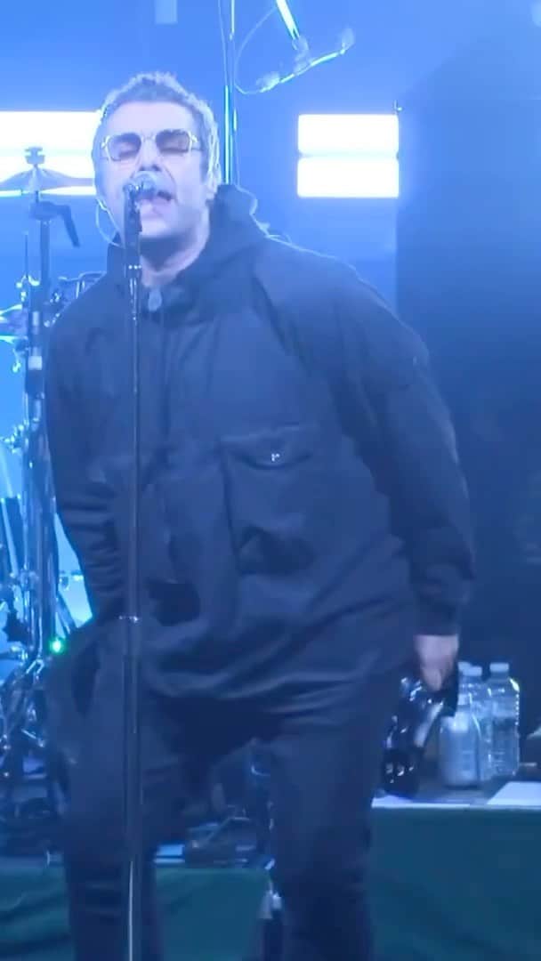 リアム・ギャラガーのインスタグラム：「ROCK ‘N’ ROLL STAR @radiox, 2019」