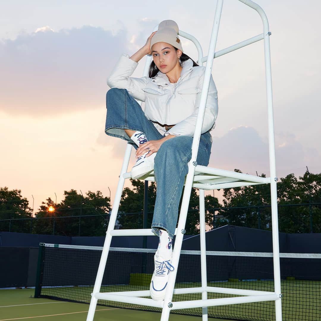 SHEINさんのインスタグラム写真 - (SHEINInstagram)「Find the feel-good looks that fit your vibe and embrace what makes you YOUnique 👏💫  🔗:https://shein.shop/r5b4wb6  #FrontRowLive #SHEINfw23 #SHEINforAll」10月12日 21時00分 - sheinofficial