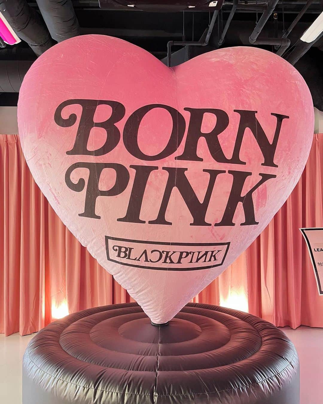 虹川葵のインスタグラム：「・ BLACK PINK🖤🩷」