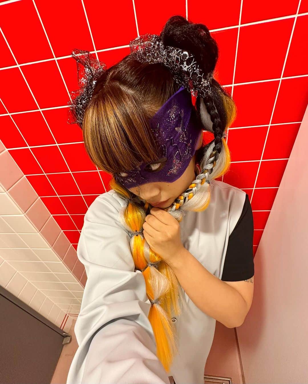 KARIN さんのインスタグラム写真 - (KARIN Instagram)「この時のヘアメイクぎゃうでかわいかった〜😈🎃💗  #halloween #make #🎃」10月12日 21時11分 - karin.tempurakidz