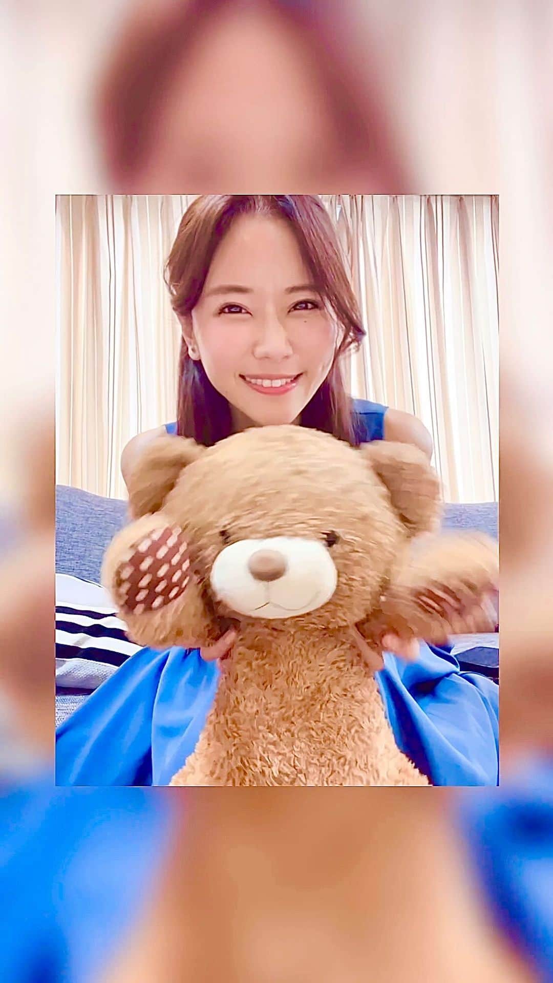のインスタグラム：「本日ですっ 10月12日(木) 24:26〜 TBS「恋がイキナリさめる瞬間 カエル王子と言いたがりの姫」 番組内VTRに出演しております✨ ご縁あっての撮影だったので、１日楽しい撮影でしたっ  惚安姫子役です← 色んな意味でとても面白いストーリーです、蛙化現象、か笑 蛇の亜種ぶりに安里勇哉くんと共演します。笑  男子も女子も必見です🌱 お楽しみに✨  撮影現場にいたクマ子🧸  #恋がイキナリさめる瞬間 #蛙化現象 #teddybear」