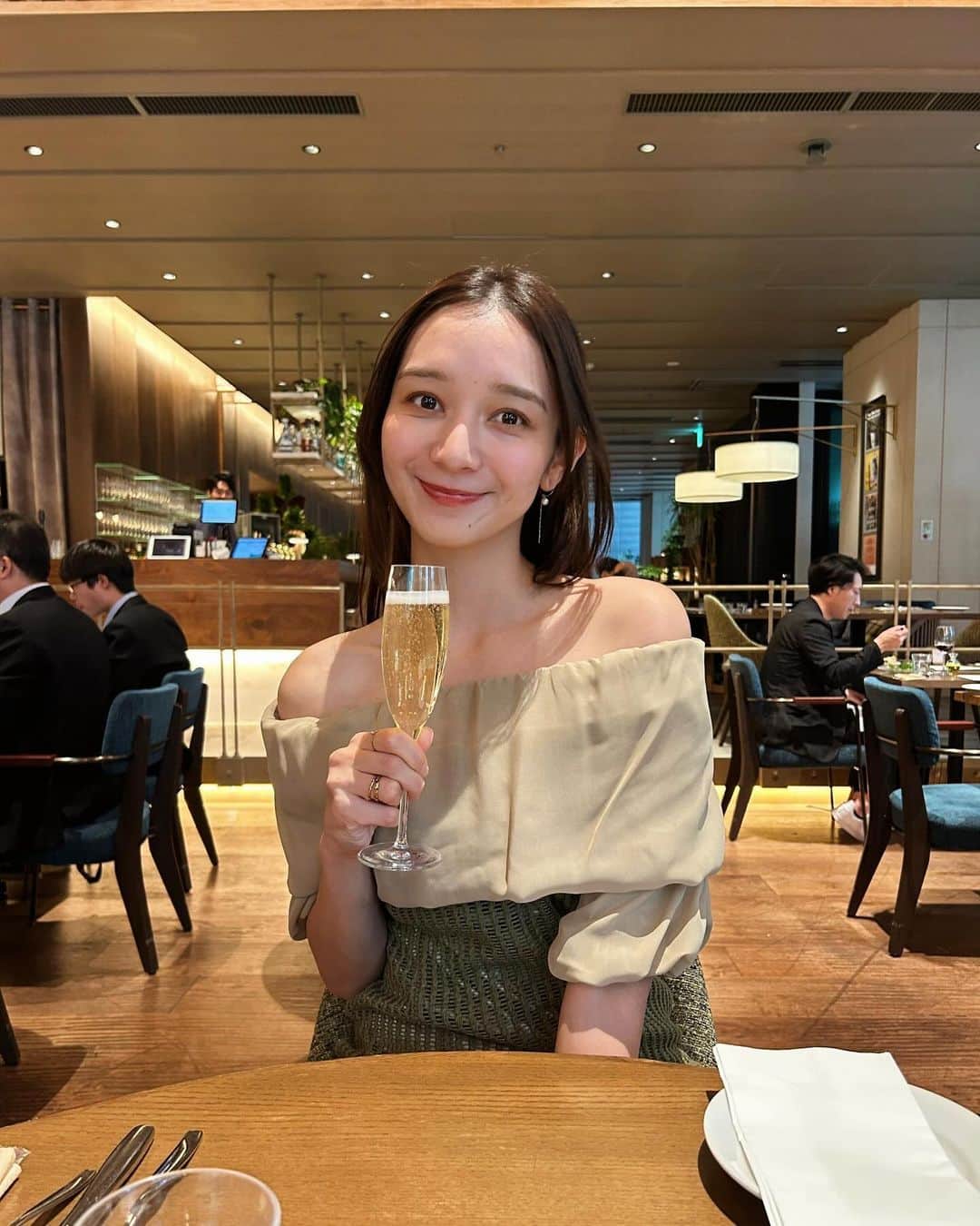 大西百合子のグルメインスタ