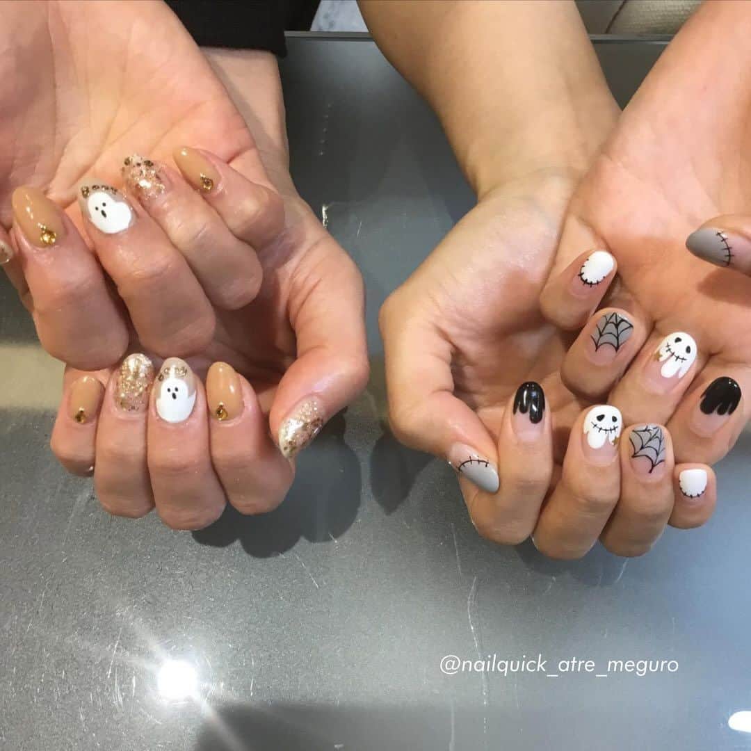 ネイルサロンならネイルクイックさんのインスタグラム写真 - (ネイルサロンならネイルクイックInstagram)「@nailquick ハロウィンネイル👻🎃🍬⁣ ⁣ 〰️🏷①⁣ @nailquick_aobadai ネイルクイック青葉台店⁣ ⁣ ⁣ 〰️🏷②⁣ @nailquick_atre_meguro ネイルクイックアトレ目黒店⁣ ⁣ ⁣ 〰️🏷③④⁣ @nailquick_shinyokohama⁣ ネイルクイック新横浜プリンスぺぺ店⁣ ⁣ ⁣ 〰️🏷⑤⑥まいめ⁣ @nailquick_lusca_chigasaki⁣ ネイルクイックラスカ茅ヶ崎店⁣ ⁣ ⁣ 〰️🏷⑦まいめ⁣ @nailquick_atre_kameido⁣ ネイルクイックアトレ亀戸店⁣ ⁣ ⁣ 〰️🏷⑧まいめ⁣ @nailquick_atre_matsudo⁣ ネイルクイックアトレ松戸店⁣ ⁣ ⁣ ⁣ ⁣ ⋱⋰ ⋱⋰ ⋱⋰ ⋱⋰ ⋱⋰ ⋱⋰ ⋱⋰⁣ ⁣ デザインに使われているカラー、ストーン、パーツ等に関しましては、店舗によって在庫状況が異なります。⁣ 在庫切れの場合は、似ているカラー、ストーン、パーツをご案内させていただくことがございますので、あらかじめご了承ください。⁣ ⁣ ⁣ パーツの持ち込みOK です🙆🏼‍♀️⁣ ━━━━━━━━━━━━━━━━━━⁣ 📲@nailquick ネット予約のメニュー⁣ ⁣ 【ハンド】ジェルコース＋フレンチなどお好みのアート両手4本以上（税込8800円＋アート代別）（目安:1時間45分） ⁣ ━━━━━━━━━━━━━━━━━━⁣ ⁣ ⁣ ⋱⋰ ⋱⋰ ⋱⋰ ⋱⋰ ⋱⋰ ⋱⋰ ⋱⋰⁣ ⁣ ⁣ 🟫#ネイルサロン は @nailquick⁣ 🟪#ジェルネイル は @nailparfaitgel⁣ ⬜️#ハンドケア には @spanail_product⁣ ⁣ ⁣ ⁣ 🤚🏼✋🏼 #ネイルクイック⁣ ⁣ お爪の健康を考えたネイル専門店⁣ ケア、マニキュア、ジェルネイル、お客さまのご要望やお爪の状態を伺い、一人ひとりにあうメニューをご提供します。⁣ ⁣ ⋱⋰ ⋱⋰ ⋱⋰ ⋱⋰ ⋱⋰ ⋱⋰ ⋱⋰⁣ ⁣ ⁣ #ハロウィンネイル #ハロウィンネイルデザイン #ハロウィンアート #おばけネイル #Halloweennails #boo! #トレンドネイル #流行りネイル #할로윈네일 #手描きネイル #ペイントネイル」10月12日 21時41分 - nailquick