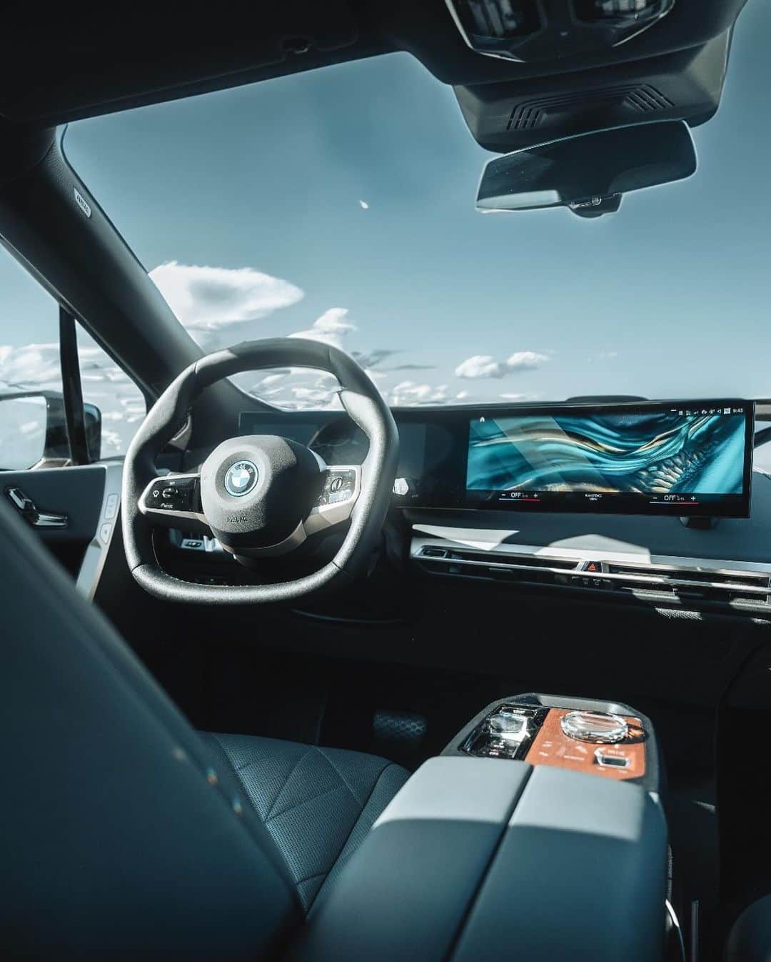 BMWのインスタグラム：「Efficiently glowing. 📸: @thefilipstehlik @bmwcz #BMWRepost   The BMW iX with My Modes in Efficient. #THEiX #BMW #BornElectric #BMWElectric #ElectricVehicle #ElectricCar #ZeroEmissions #eMobility」